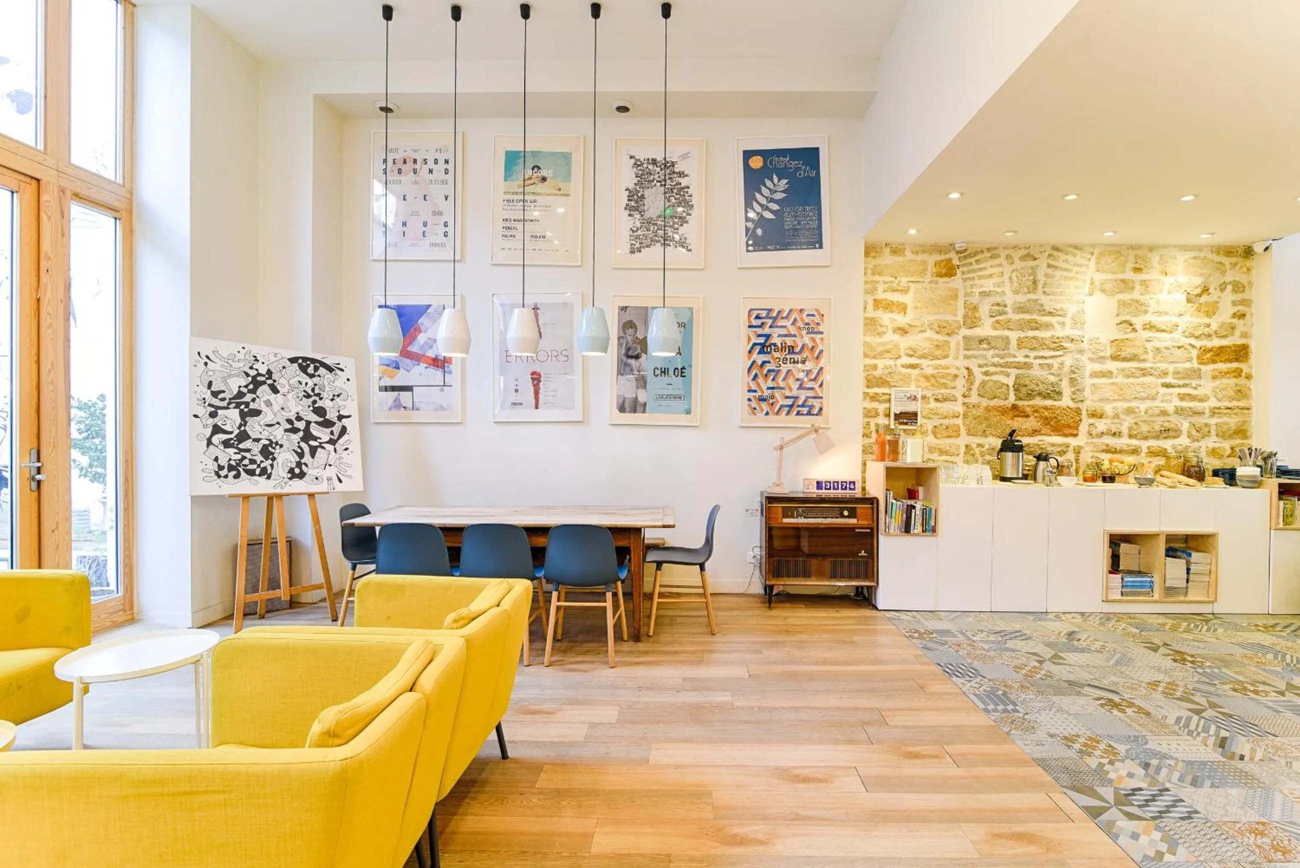 Living room in SLO Hostel Lyon Saxe