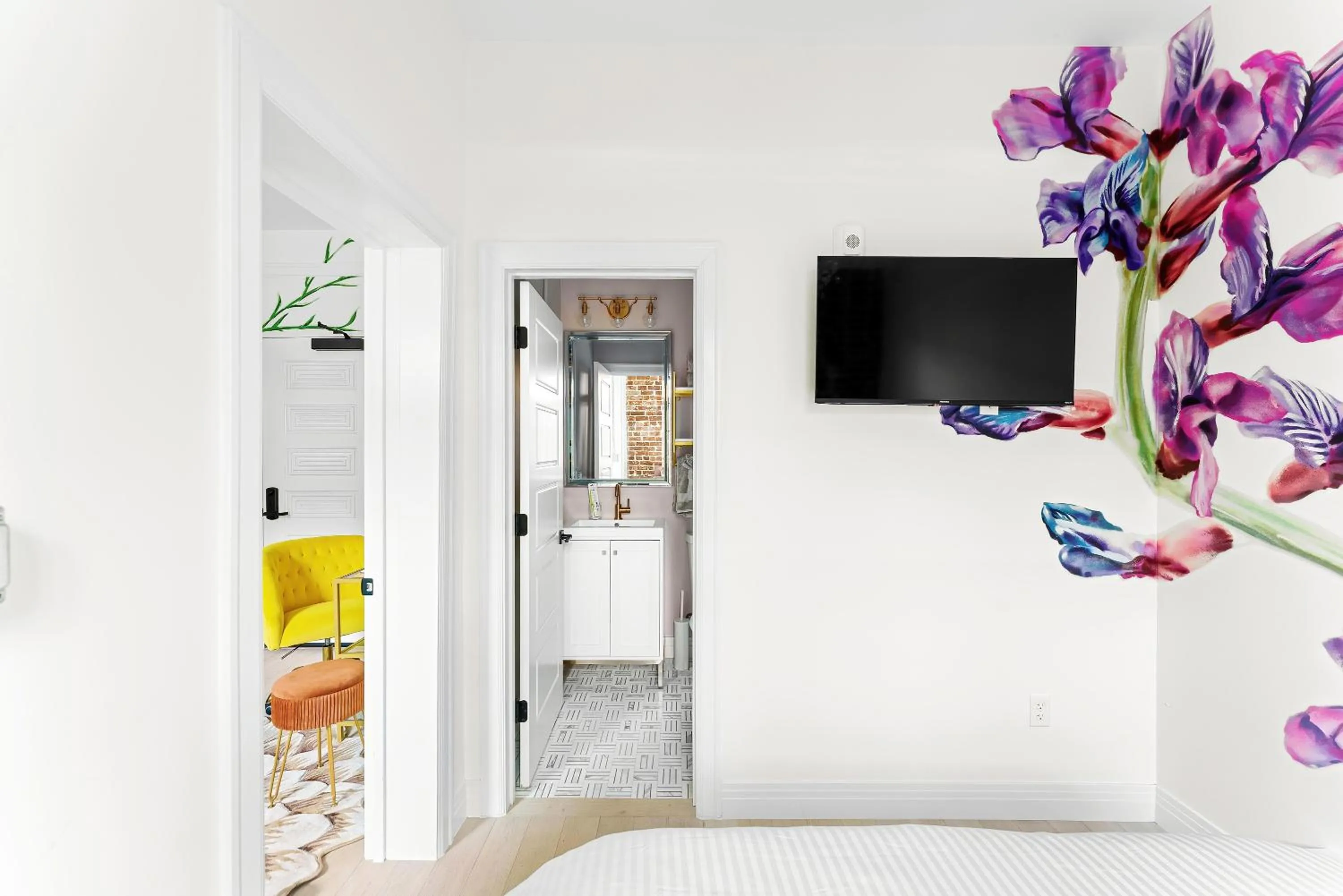 TV and multimedia in The Acoma House