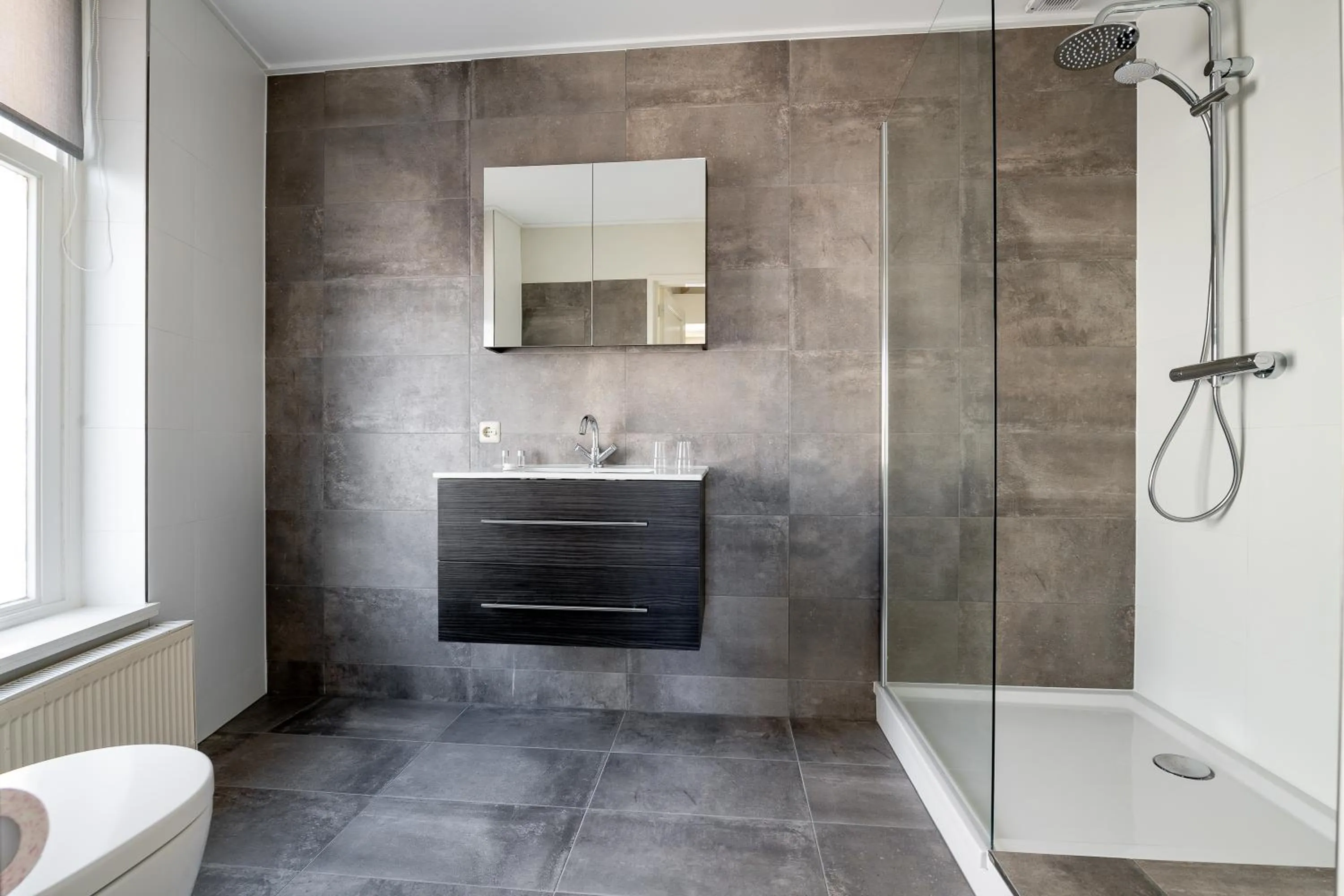 Bathroom in Hotel Almenum - het sfeervolle stadslogement -