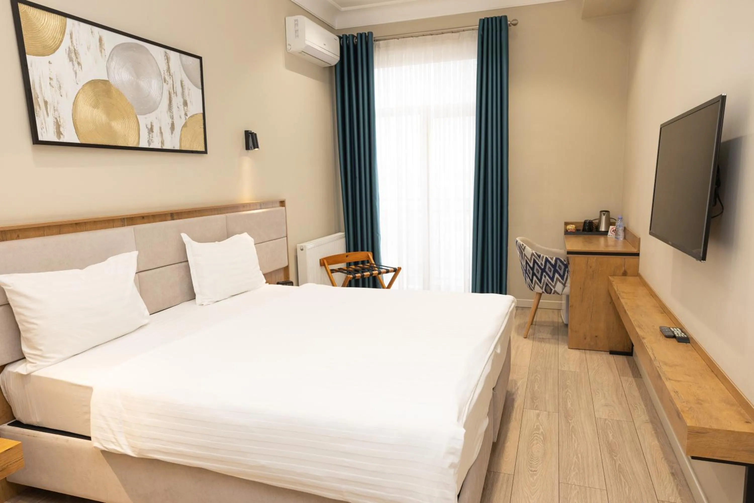 Bed in Hotel Marwa Tashkent Pool&Spa