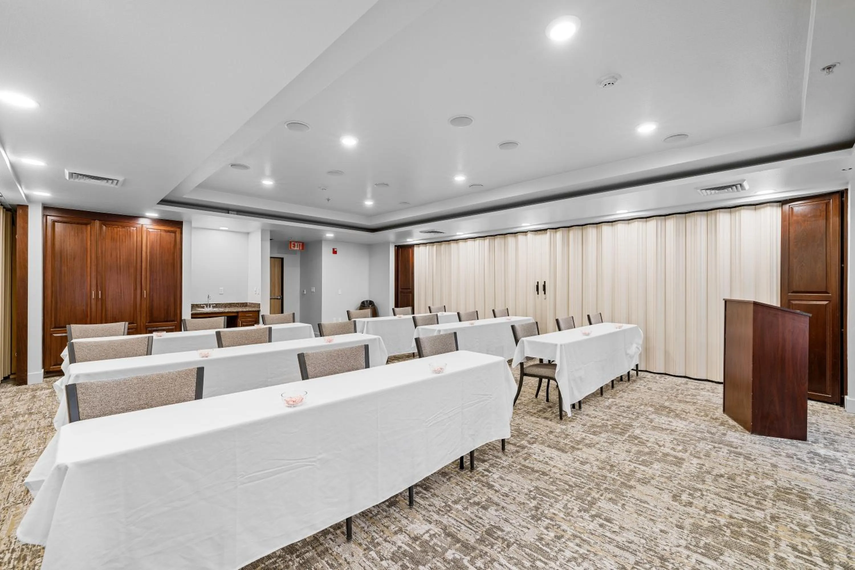 Meeting/conference room in The Evergreen Hotel