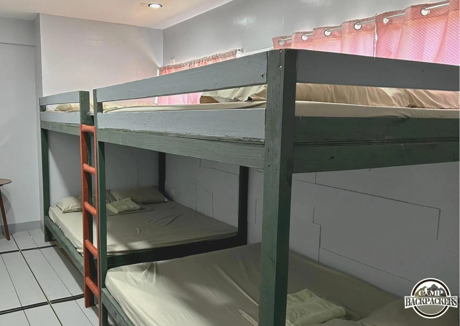 Bed in Camp Backpackers Port Barton