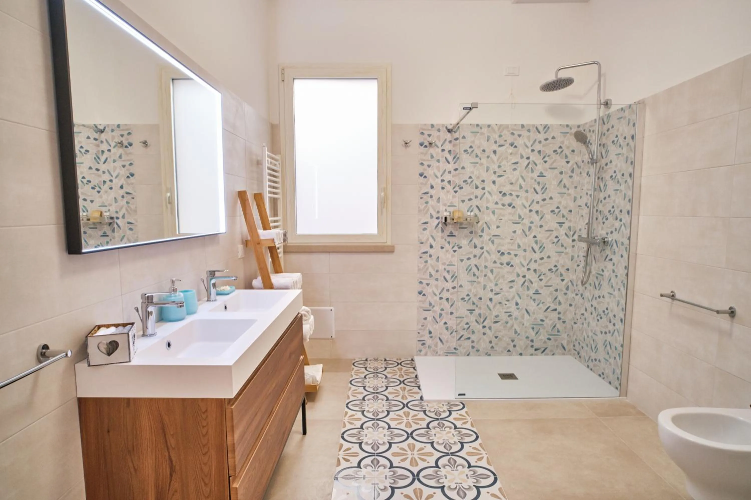 Shower in Agriturismo Il Megalite