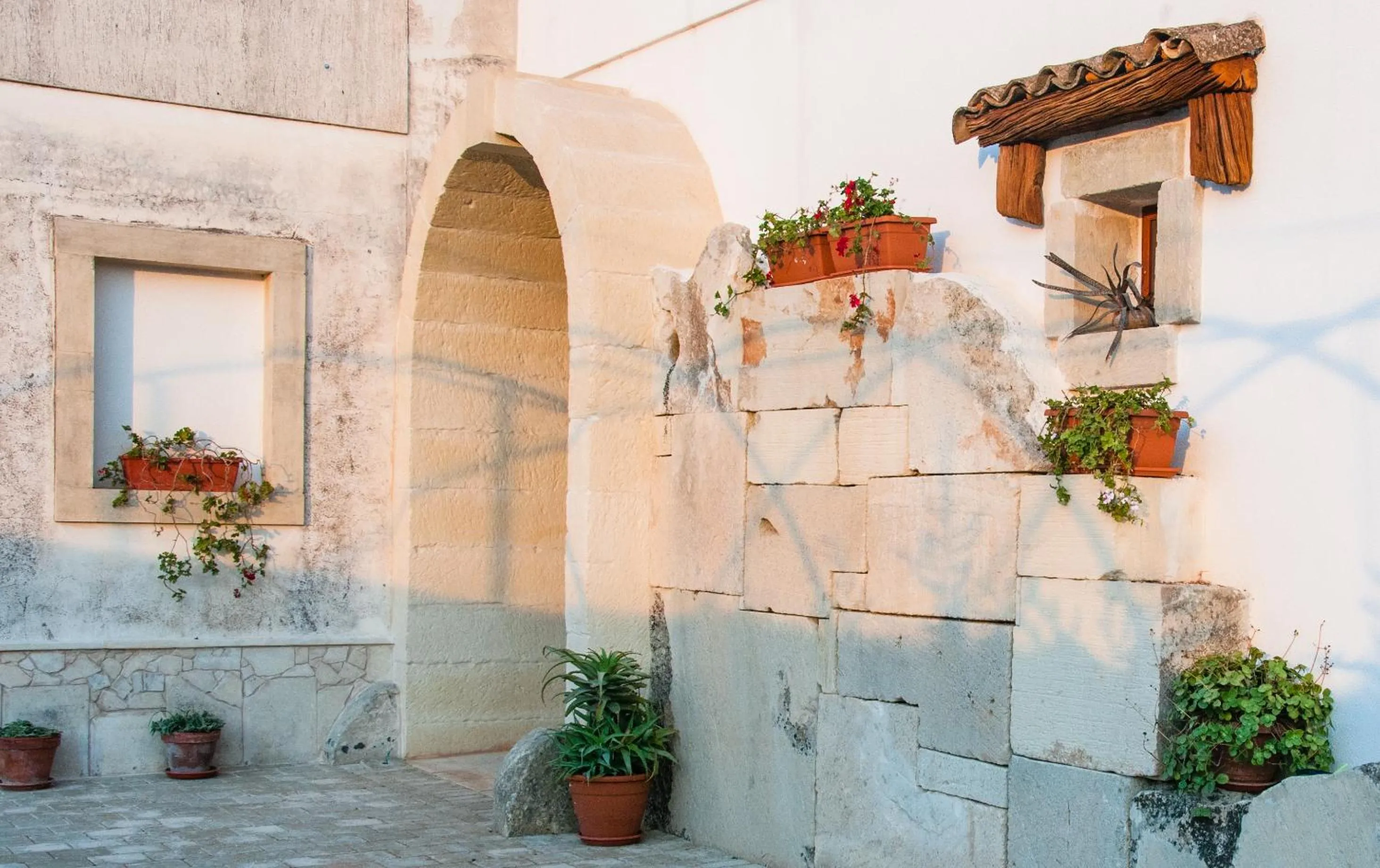 Facade/entrance in Agriturismo Il Megalite