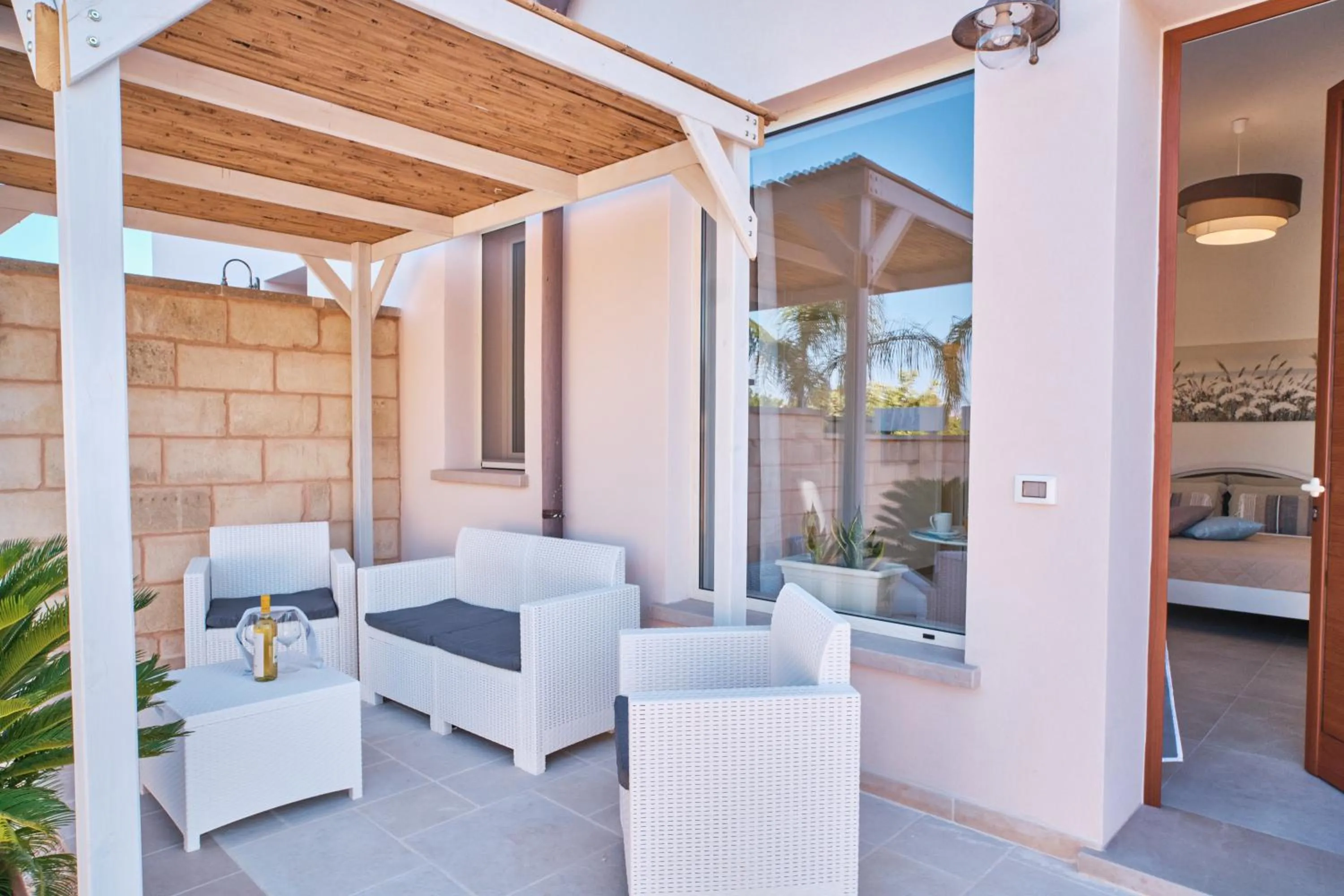 Patio in Agriturismo Il Megalite