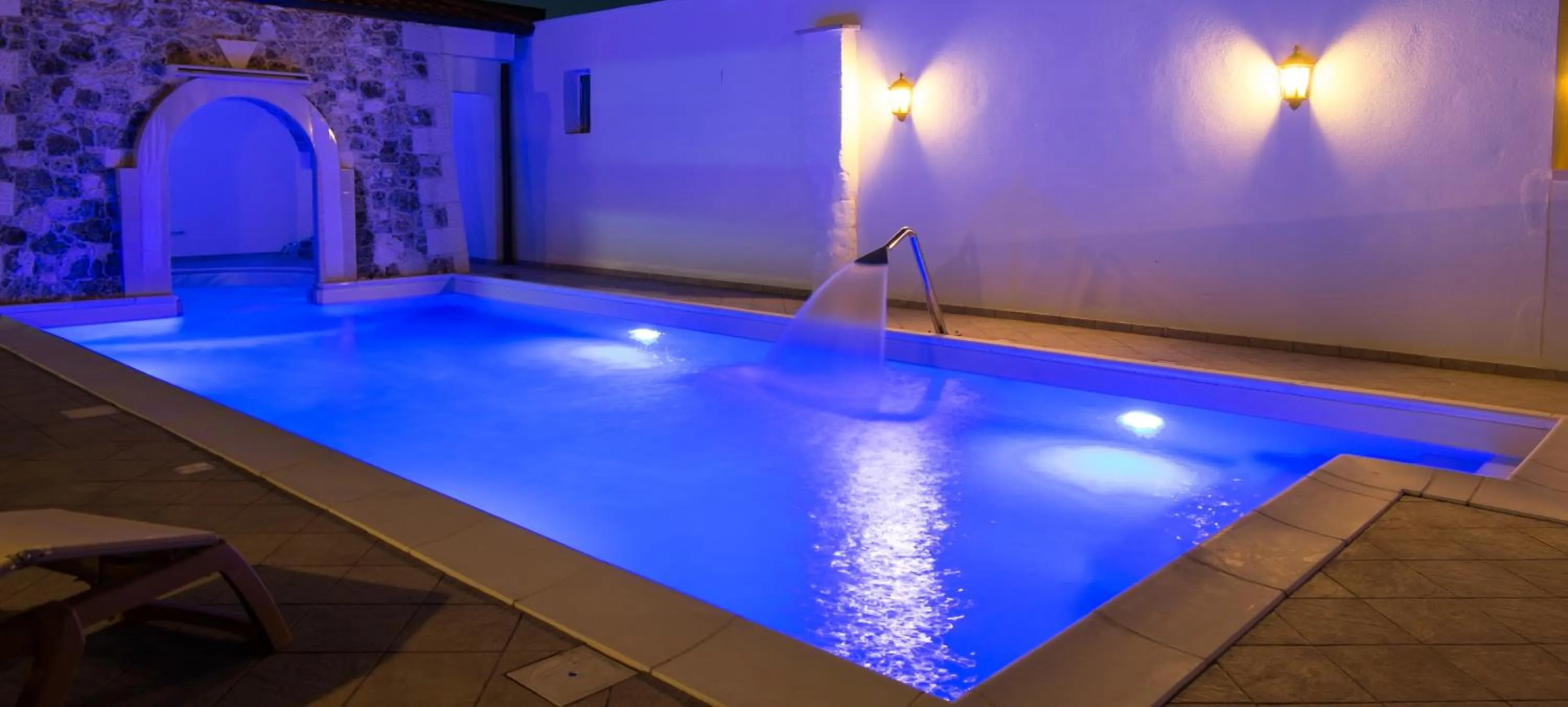 People in Agriturismo Il Megalite