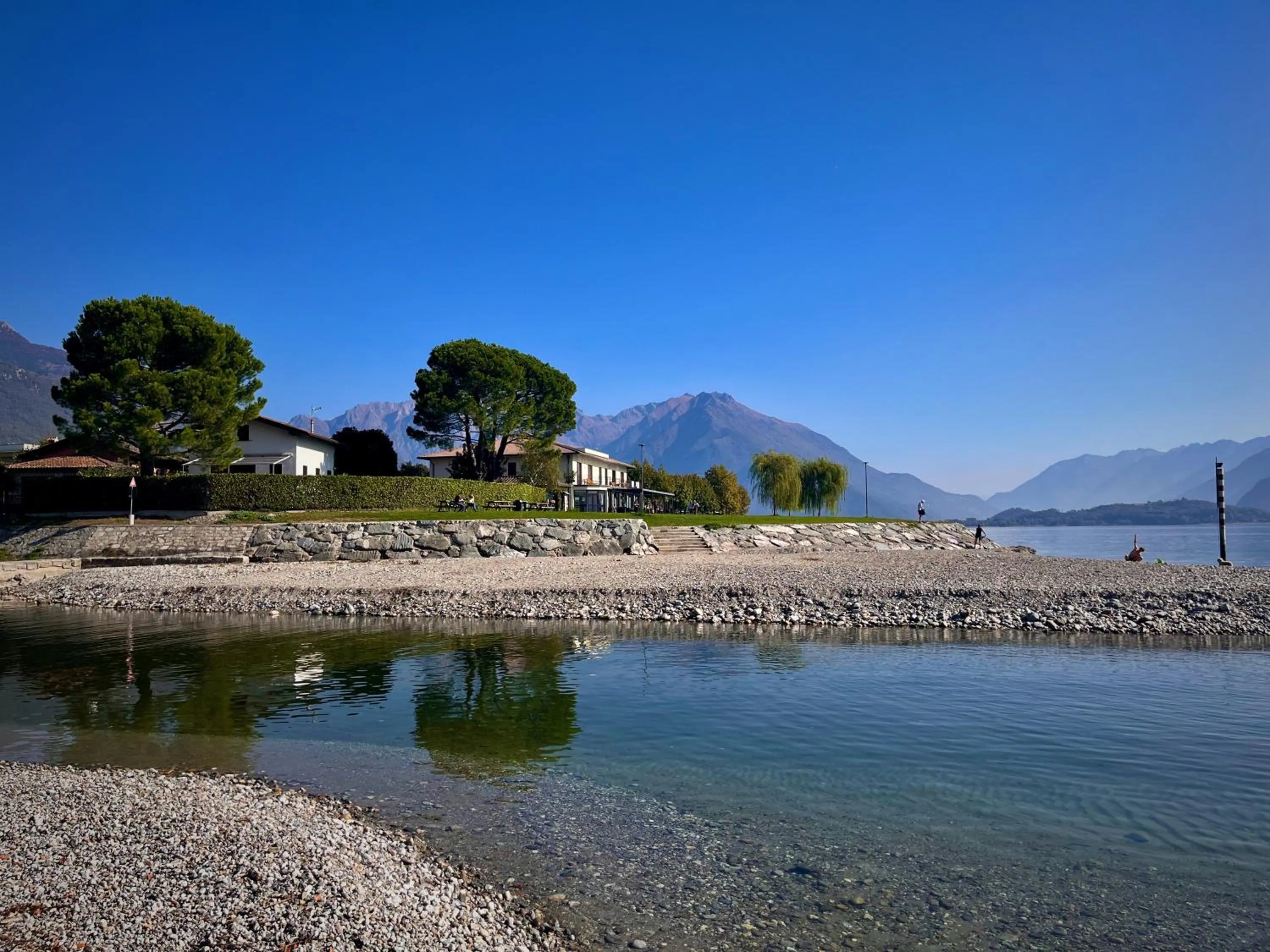 Lake Como Beach Hostel
