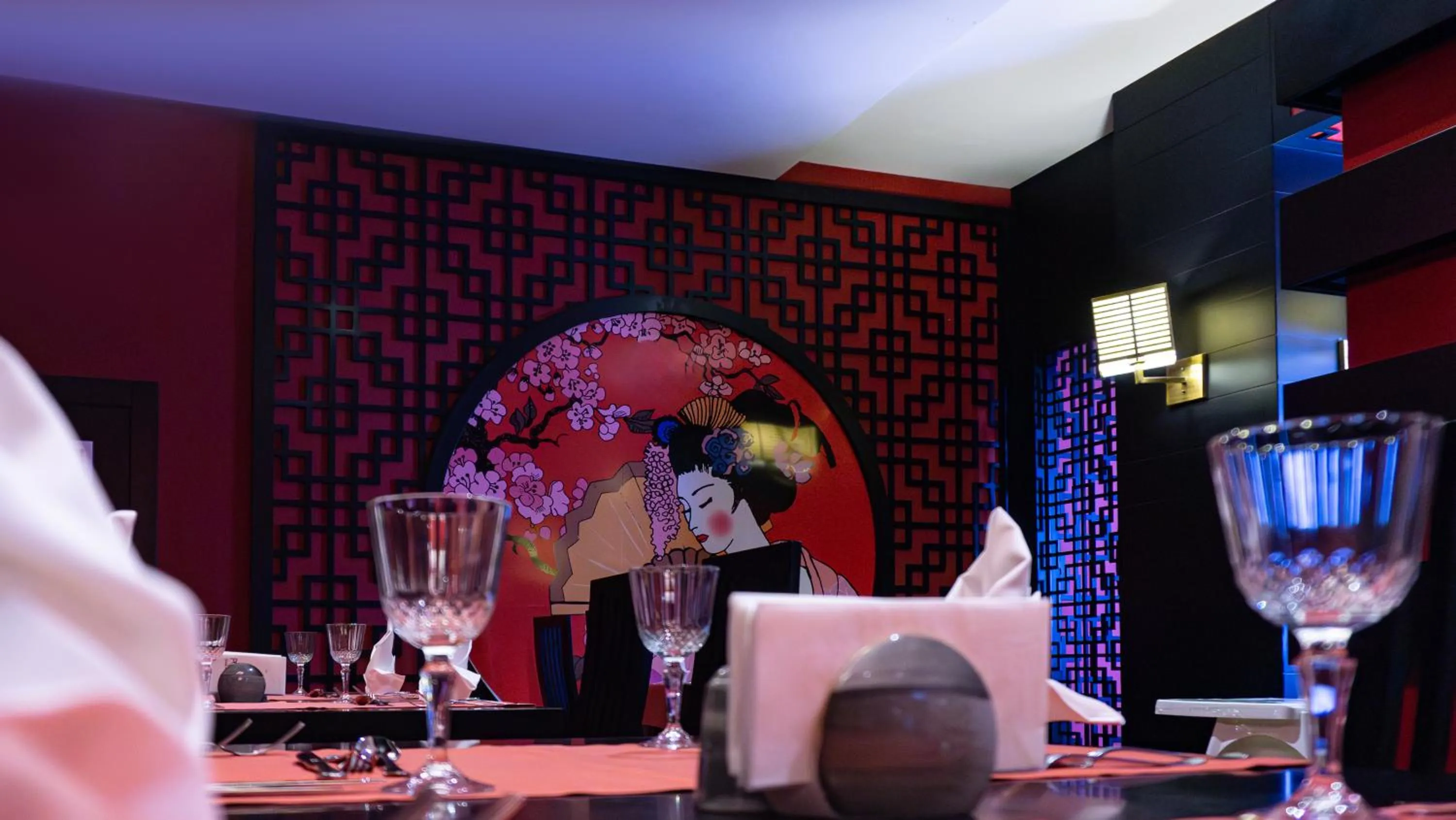 Restaurant/places to eat in Port Nature Luxury Resort