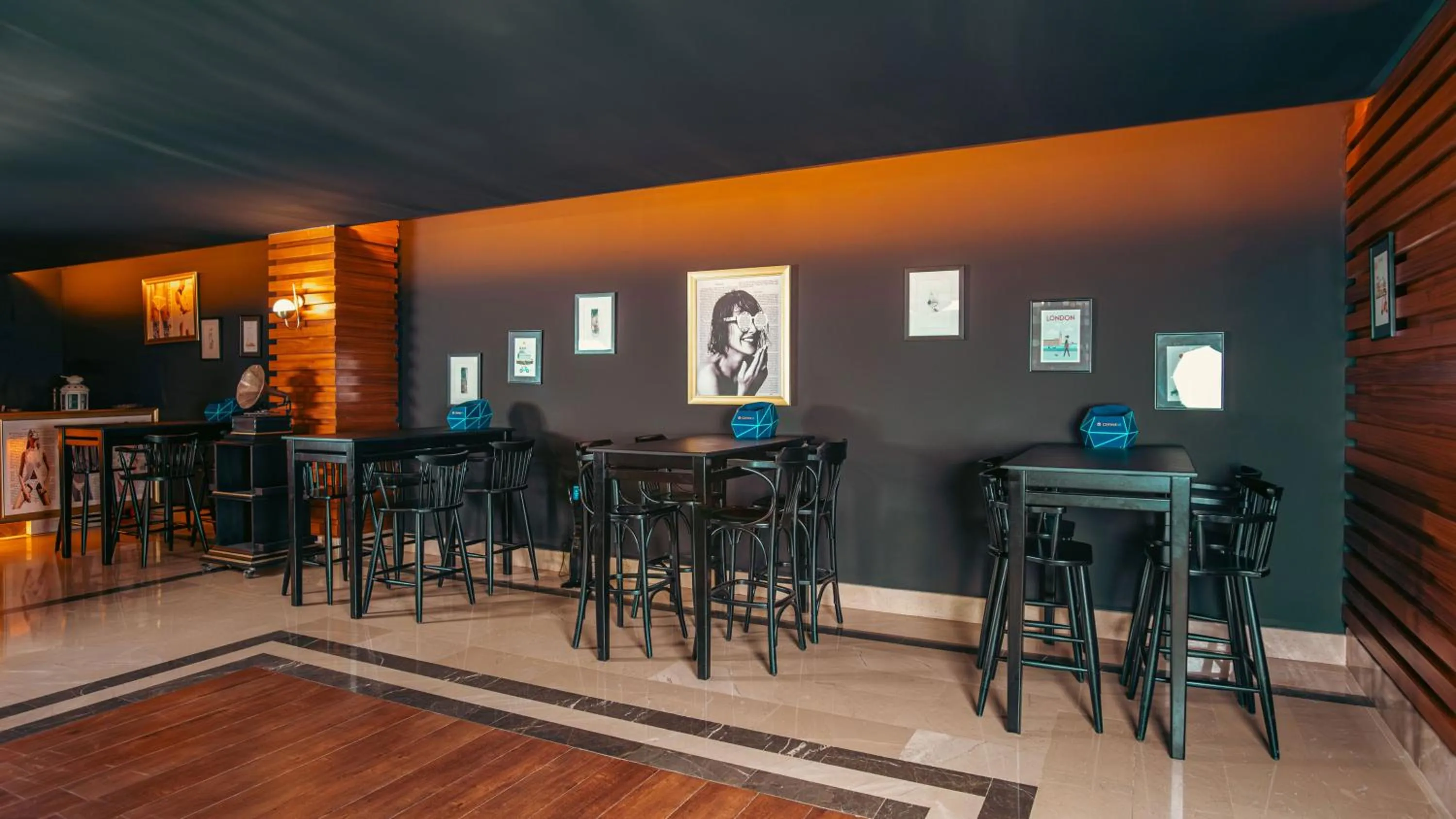 Lounge or bar in Port Nature Luxury Resort