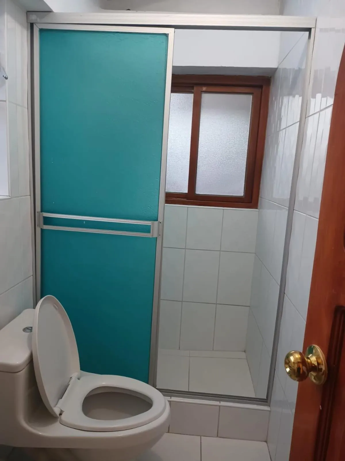 Shower in Paqarina San Blas