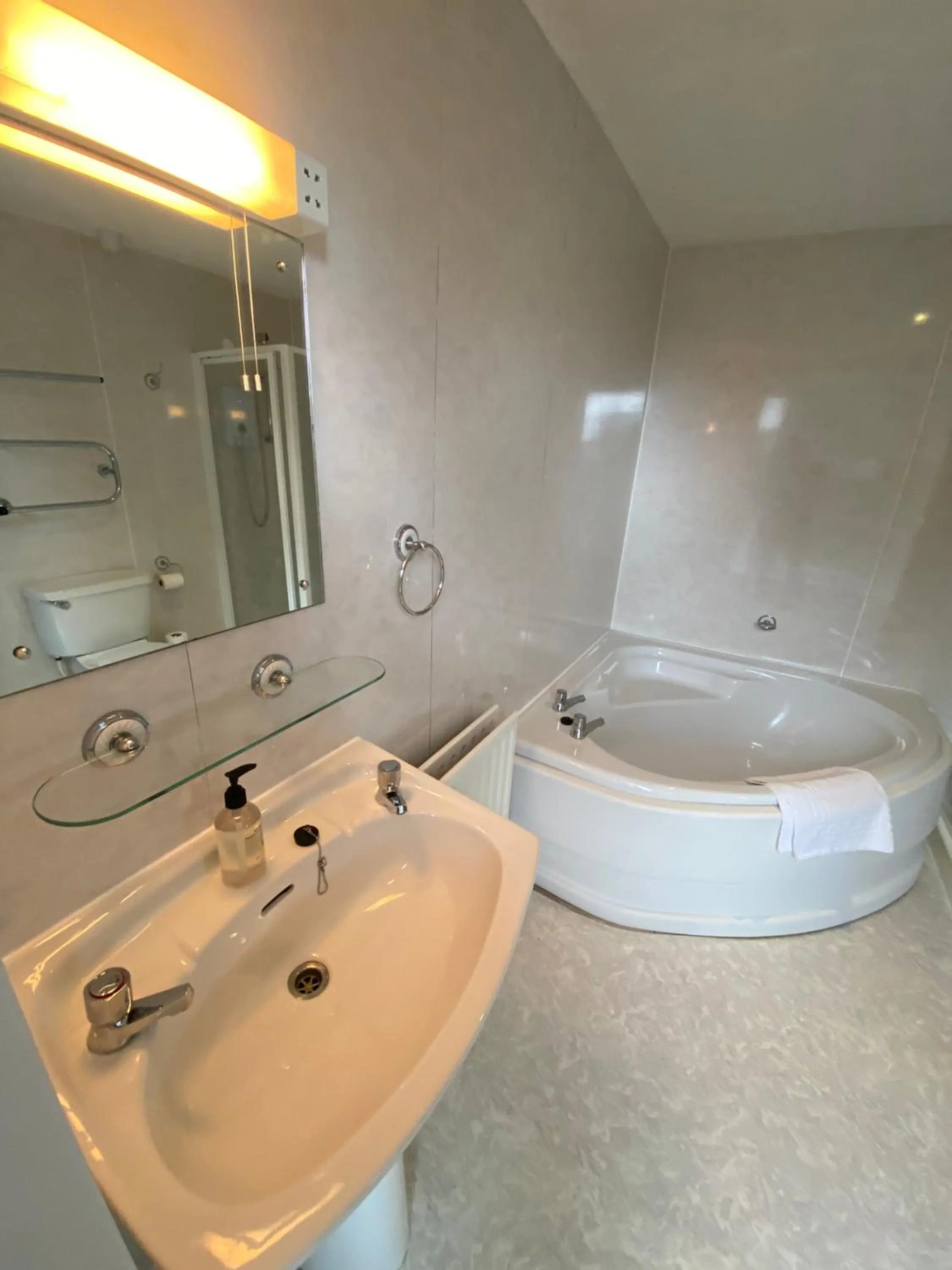 Bathroom in Columba House