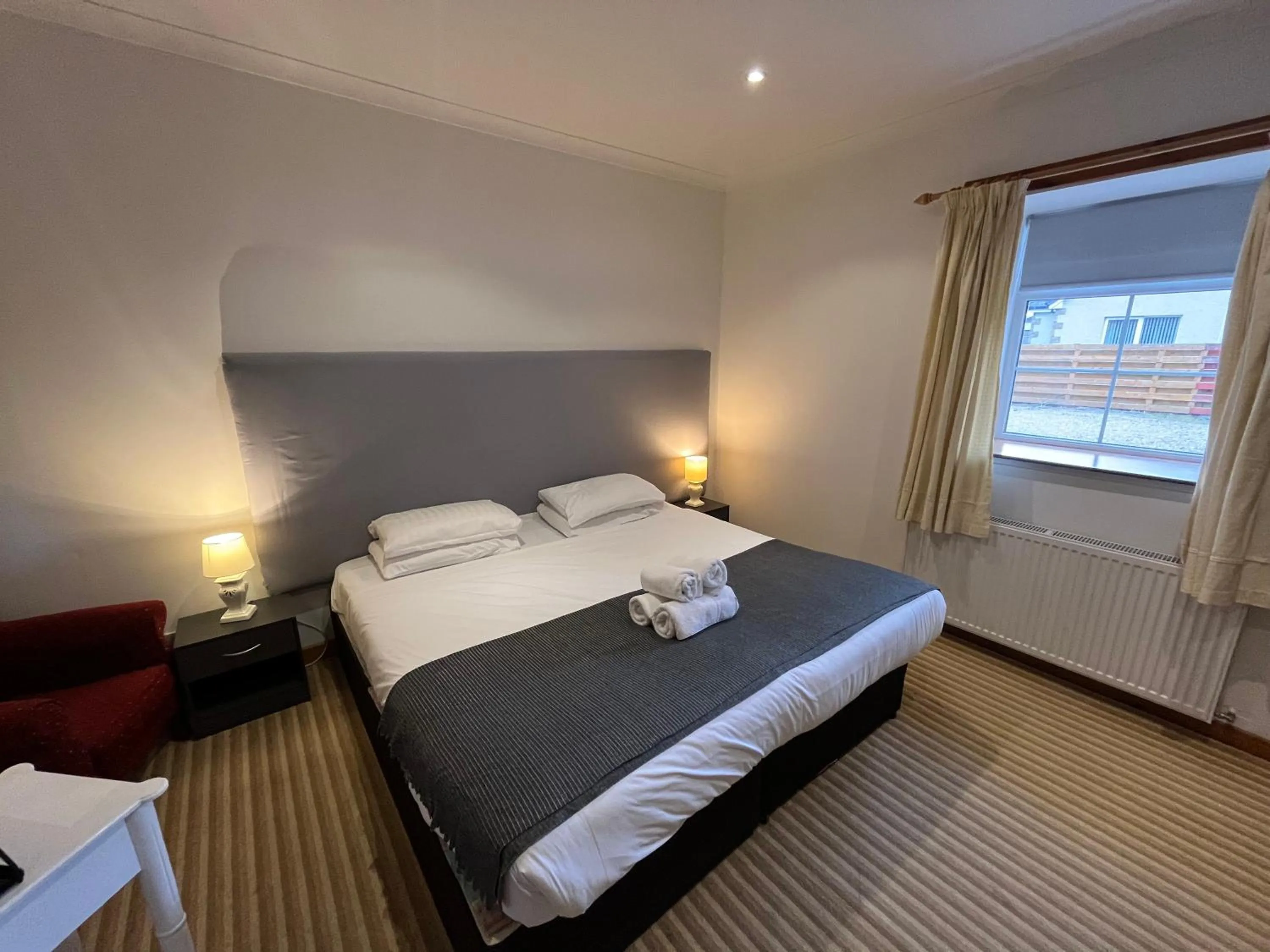 Bedroom, Bed in Columba House