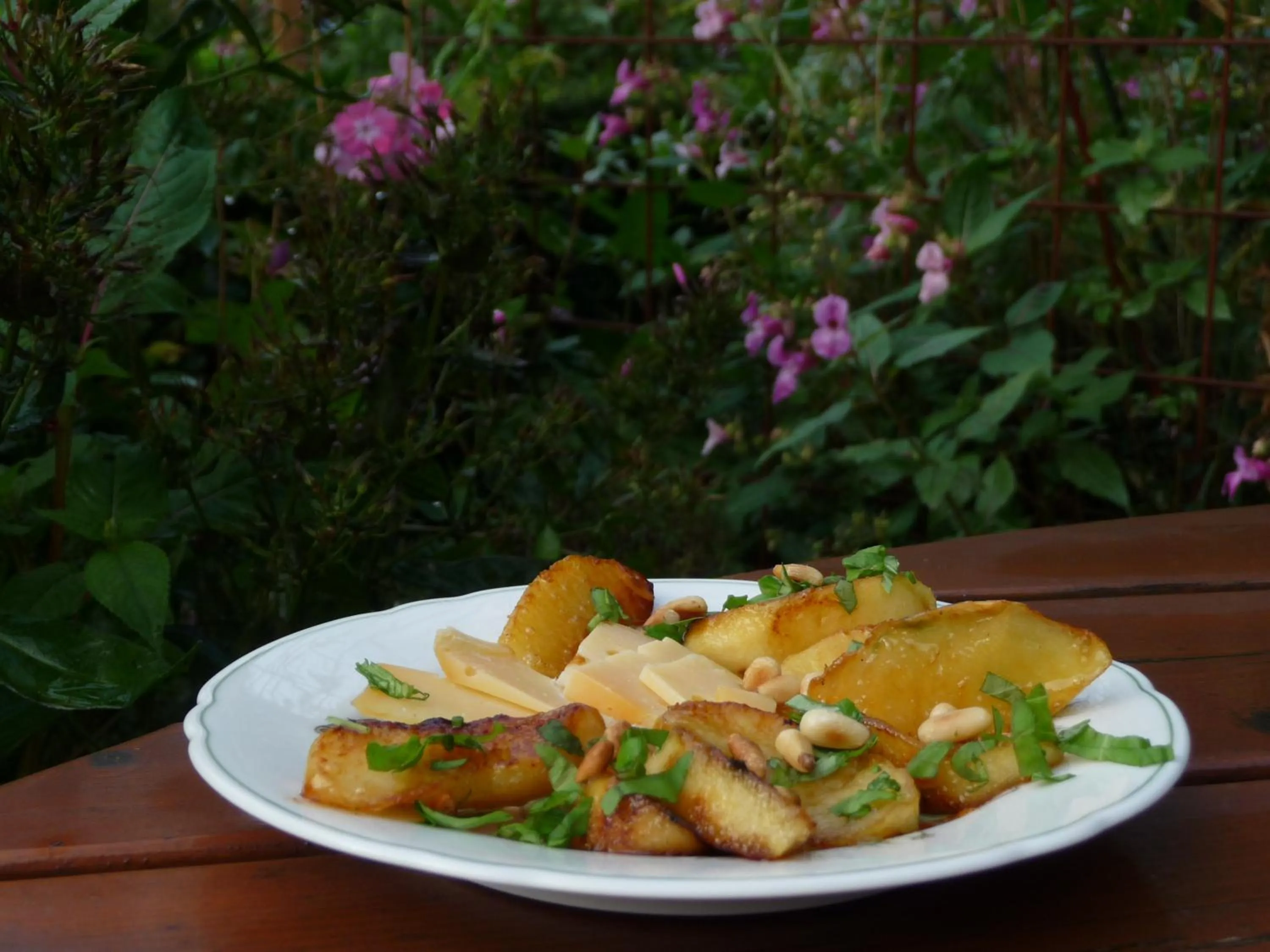 Food and drinks in Selatuinen