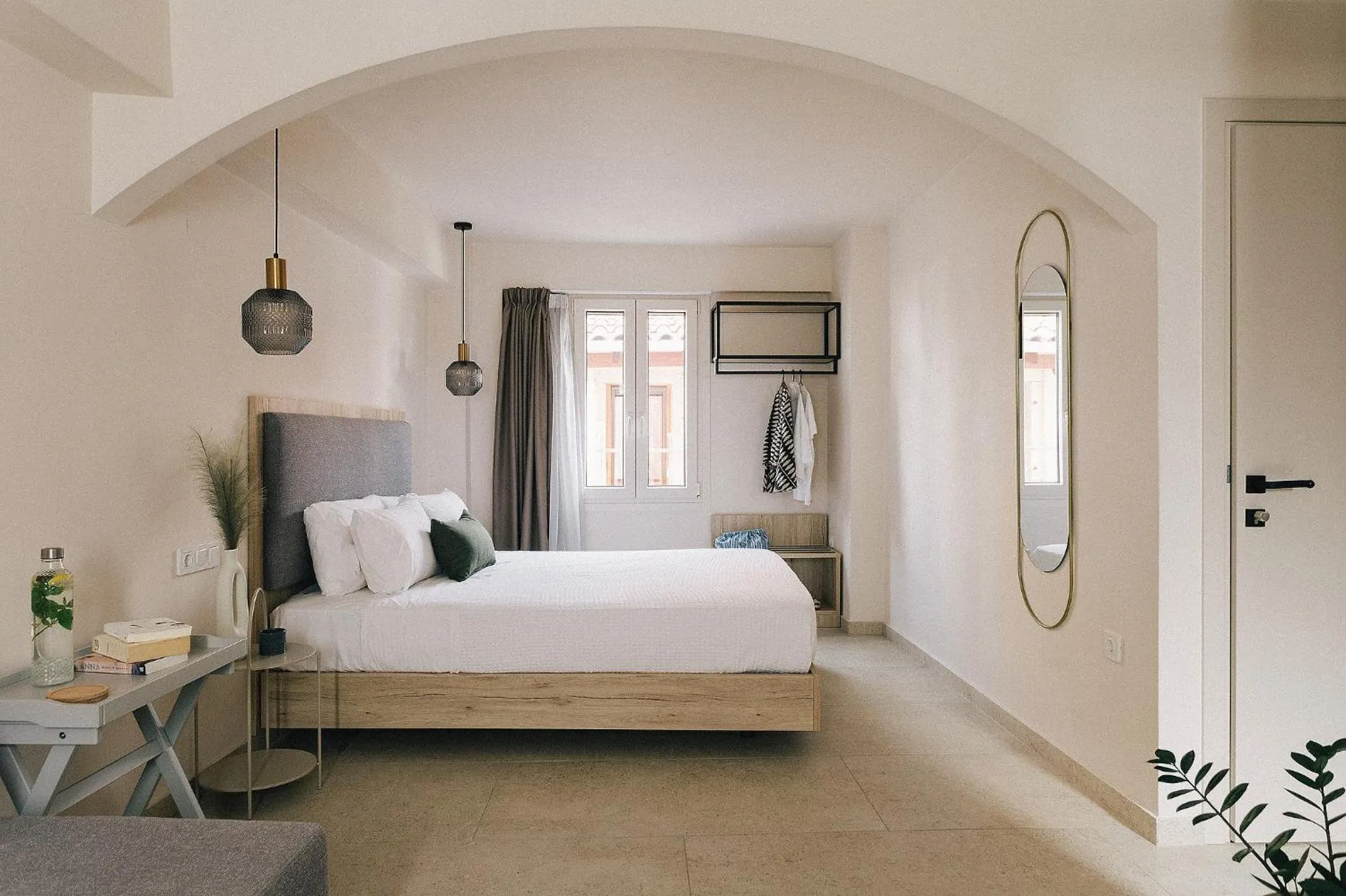 Bed in Limeria studios & maisonettes