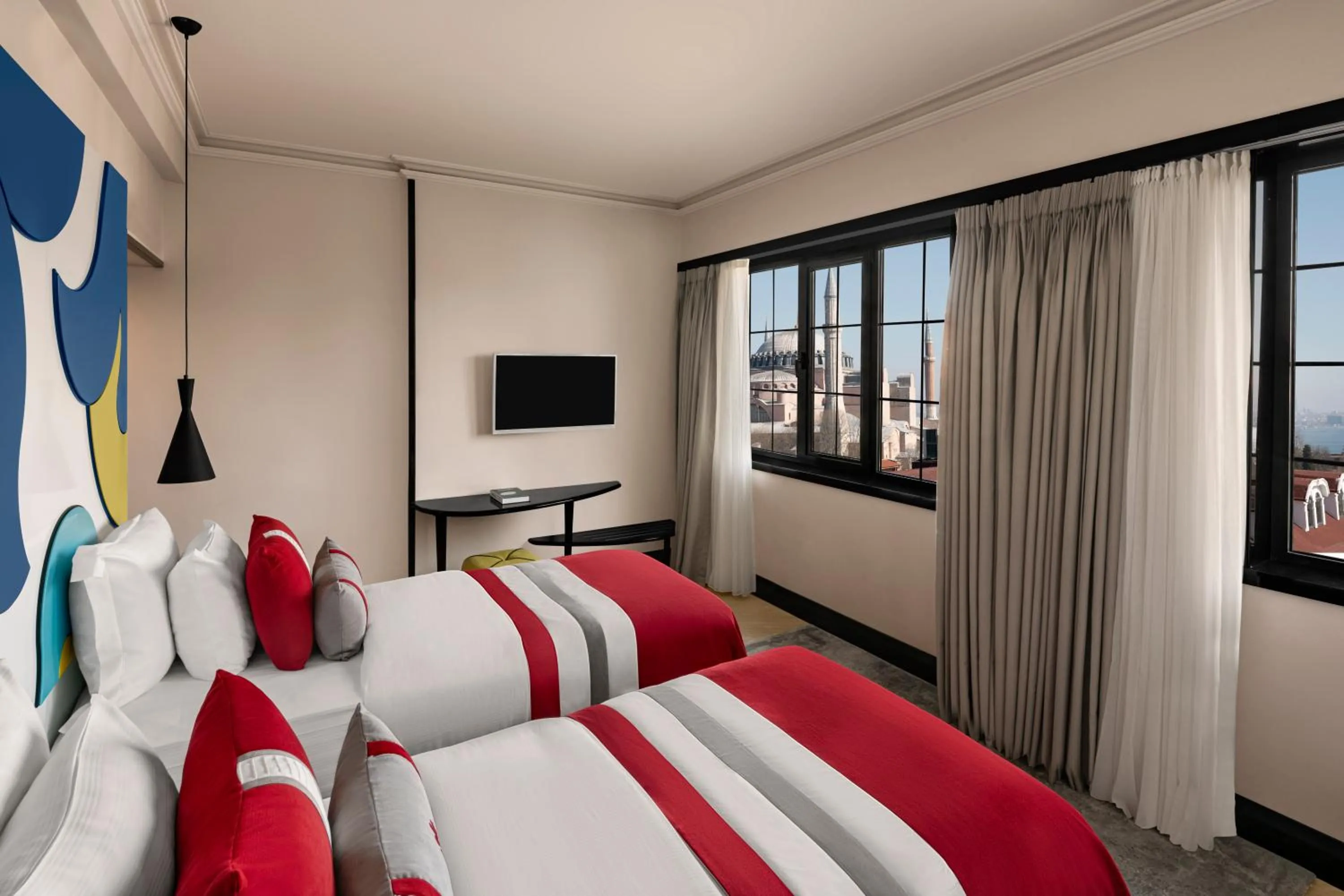 Photo of the whole room, Bed in Sura Hagia Sophia Hotel