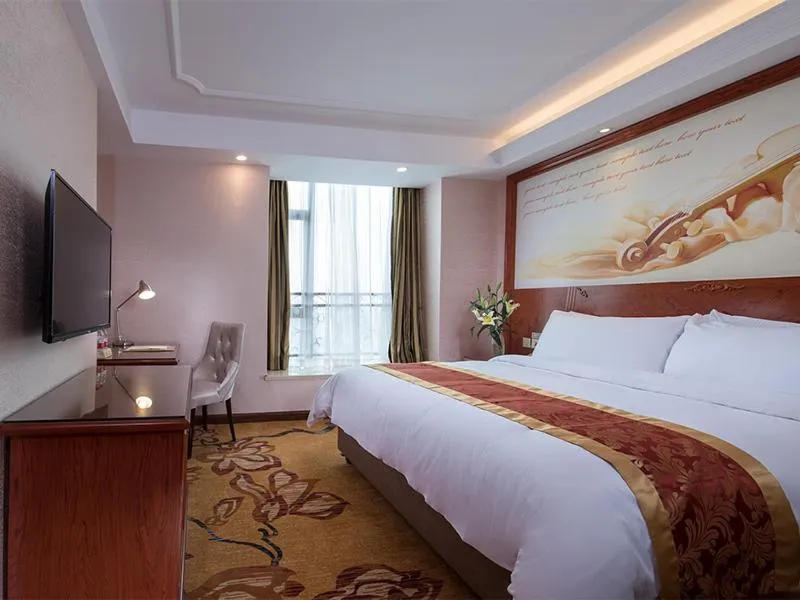 Bed in Vienna Hotel Jieyang Rongjiangxincheng Store
