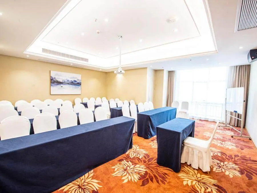 Vienna International Hotel Taizhou Wenling Branch