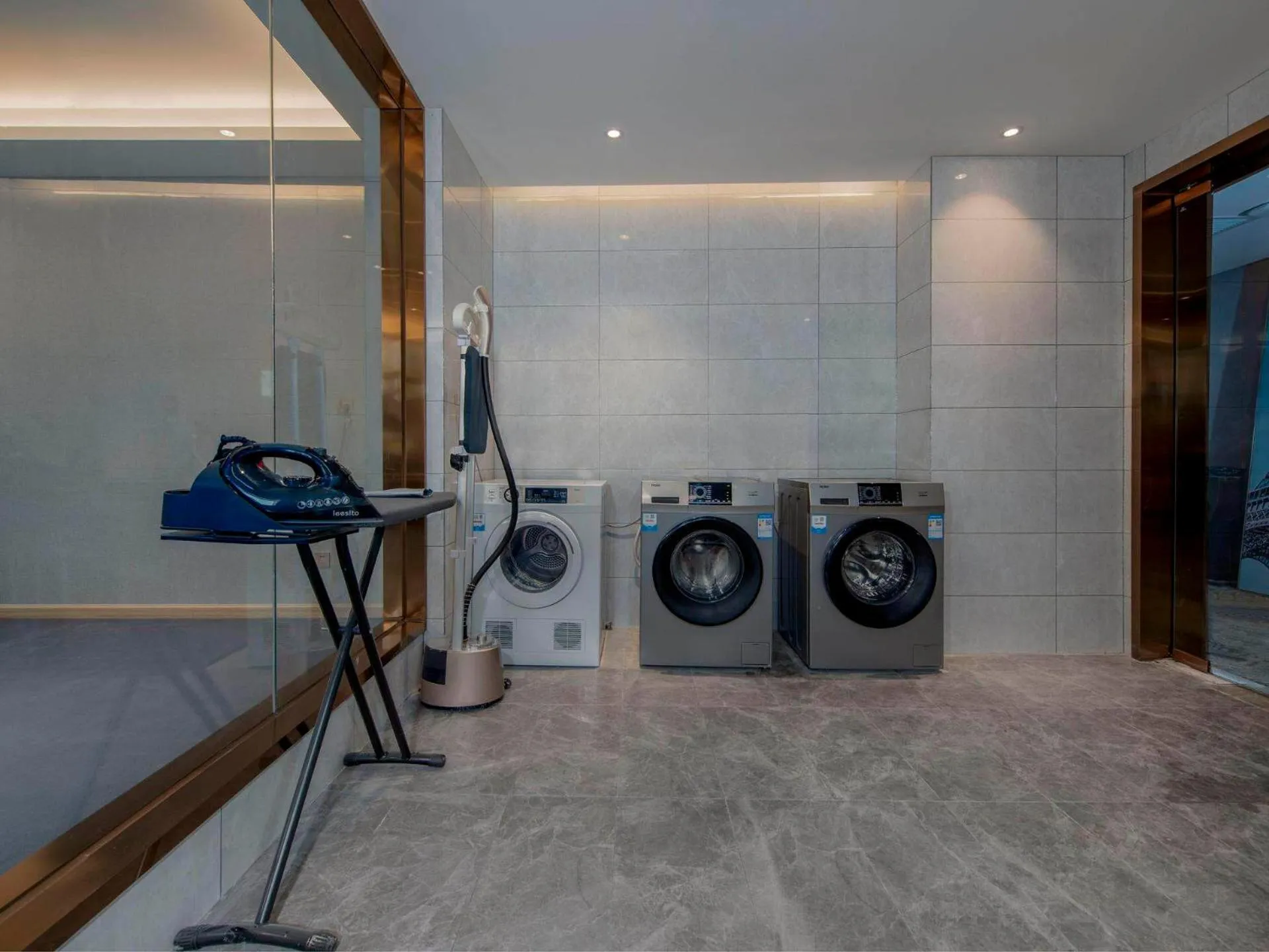 Vienna Hotels Yuncheng Hedong Street Wanda Store