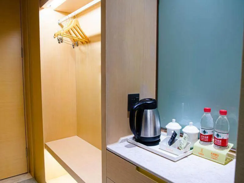 Vienna International Hotel Jiangsu Wuxi Jiangyin Sports Center