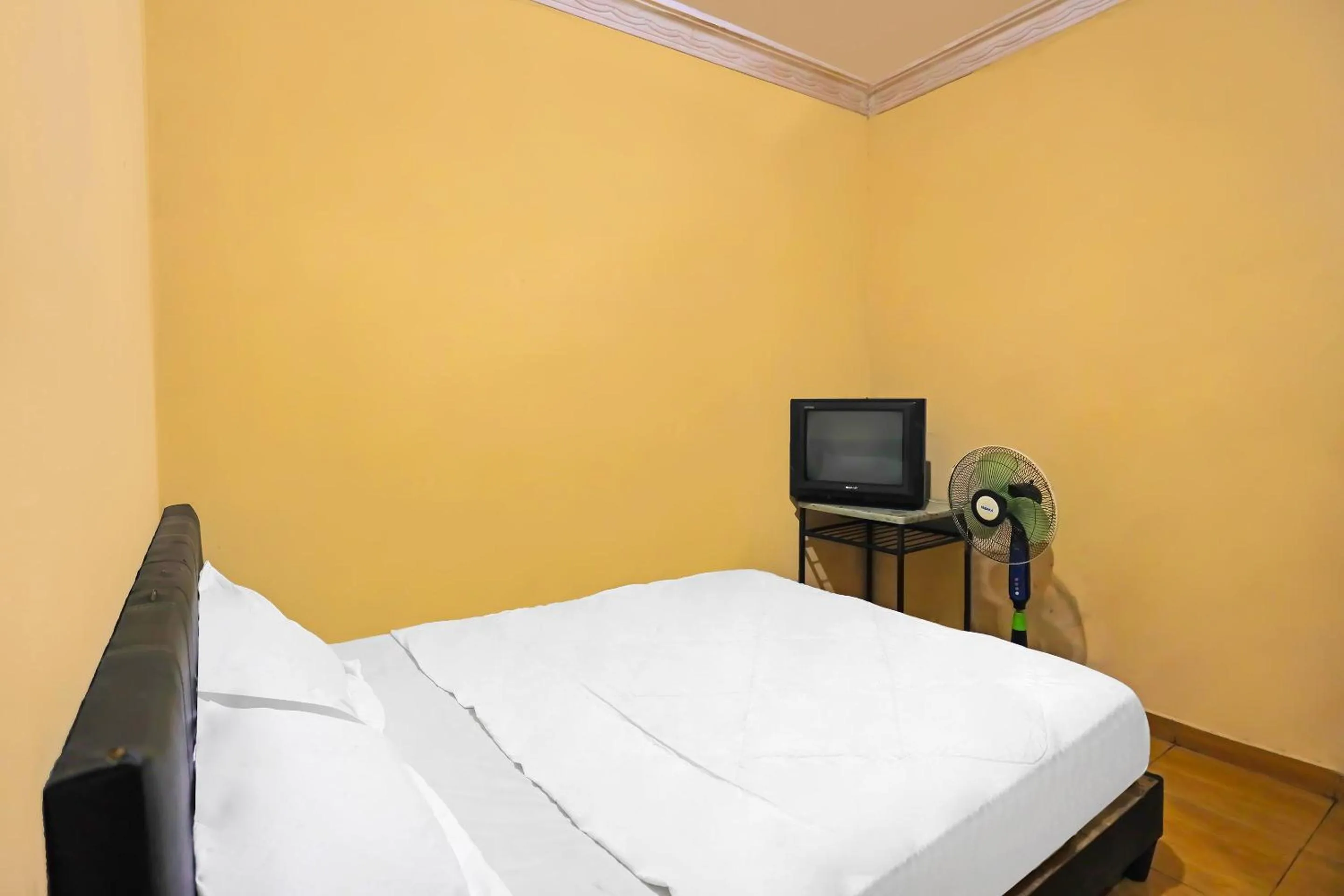 Bedroom, Bed in SPOT ON 92569 Anto Homestay SyariahNearPelabuhan Feri Harbor Bay