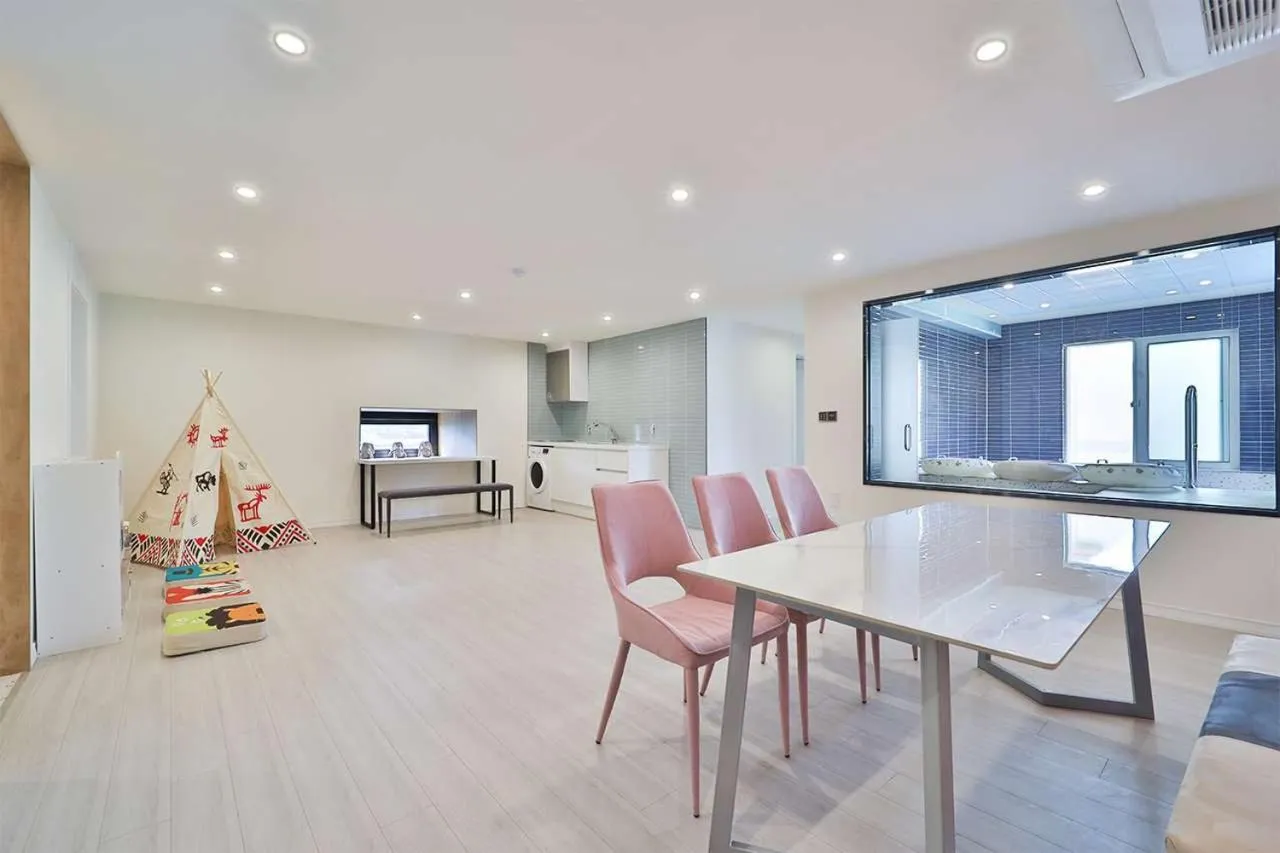 Dining area in Doan Kids Hotel Yangsan