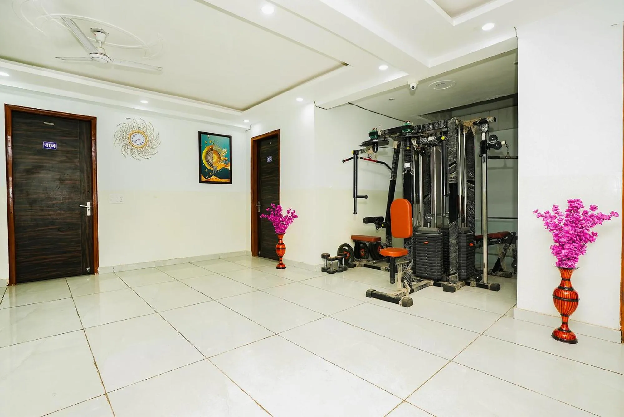 Fitness centre/facilities in FabHotel Tanvi Premium