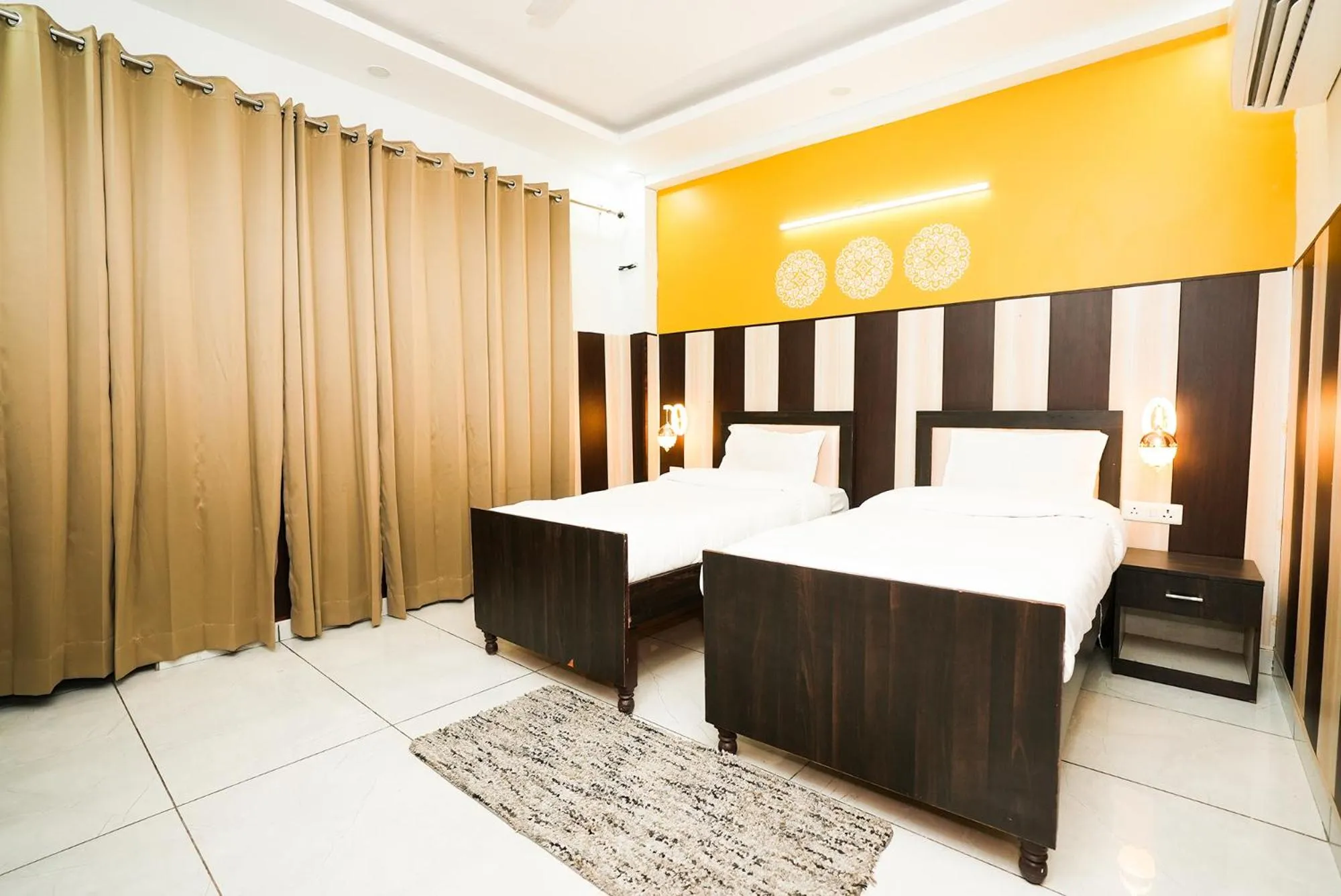 Bed in FabHotel Tanvi Premium