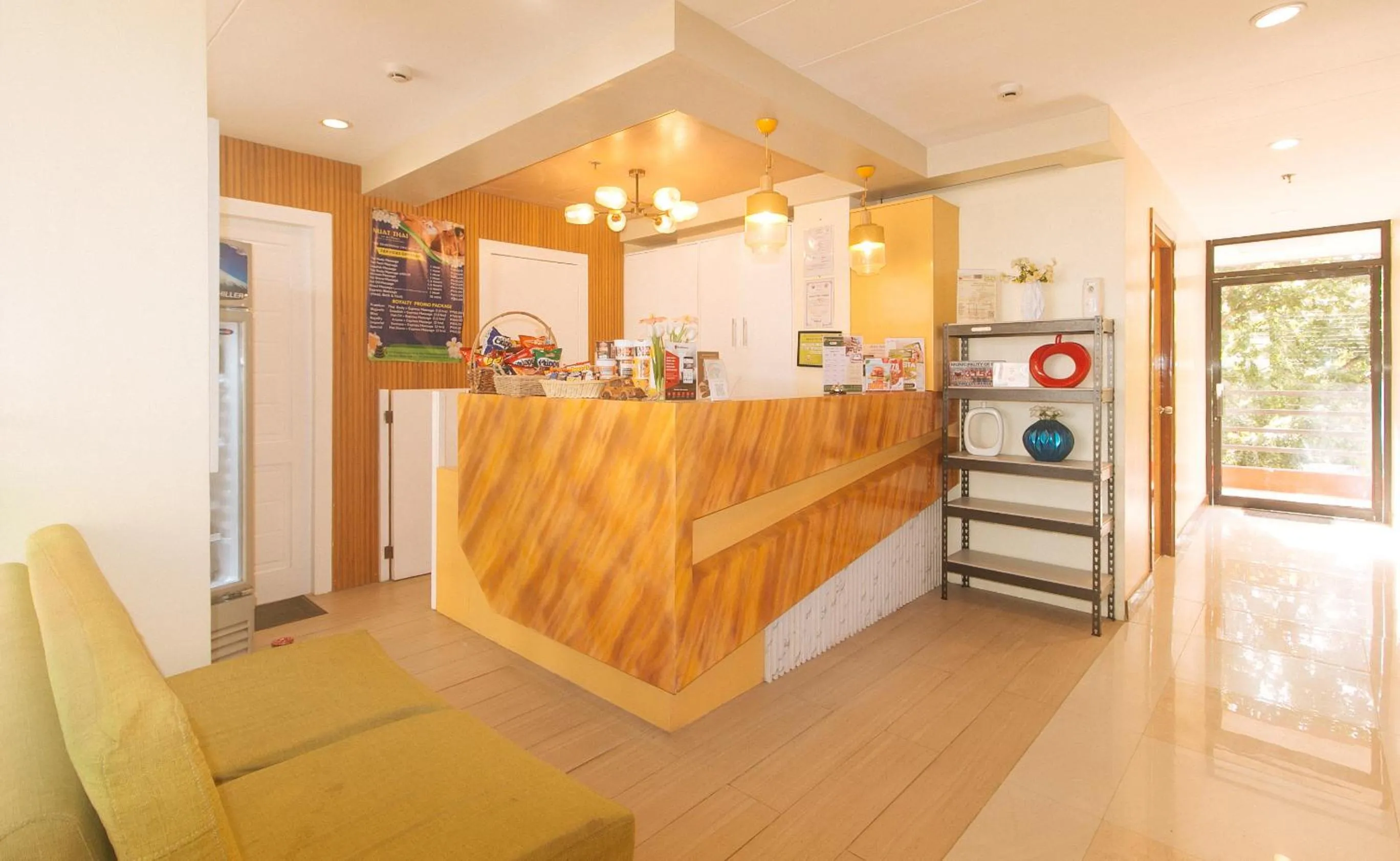 Lobby or reception in RedDoorz @ Benelio Suites Pavia Iloilo