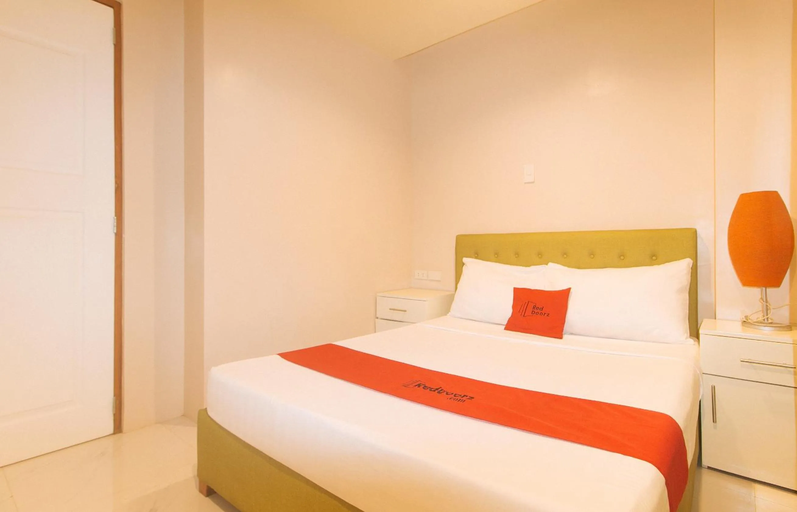 Bedroom, Bed in RedDoorz @ Benelio Suites Pavia Iloilo