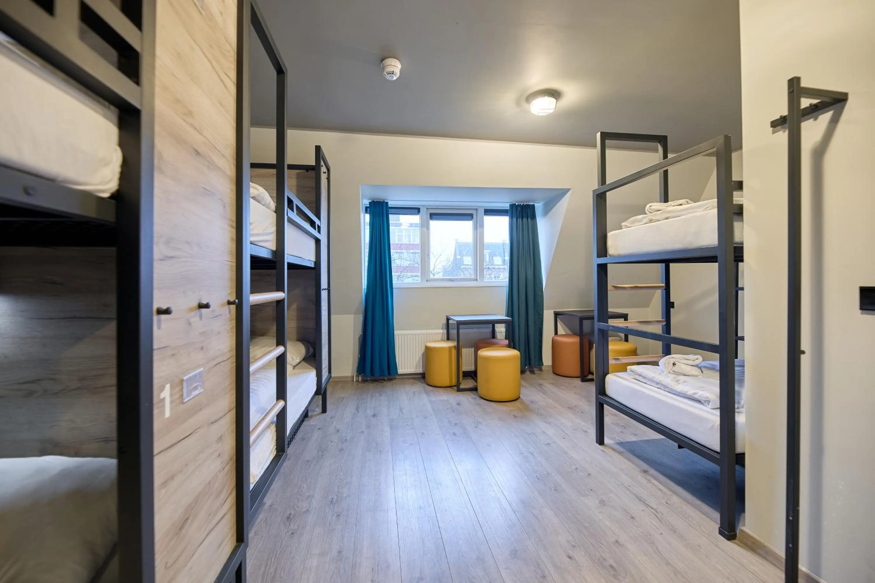 bunk bed, Bed in a&o Rotterdam City