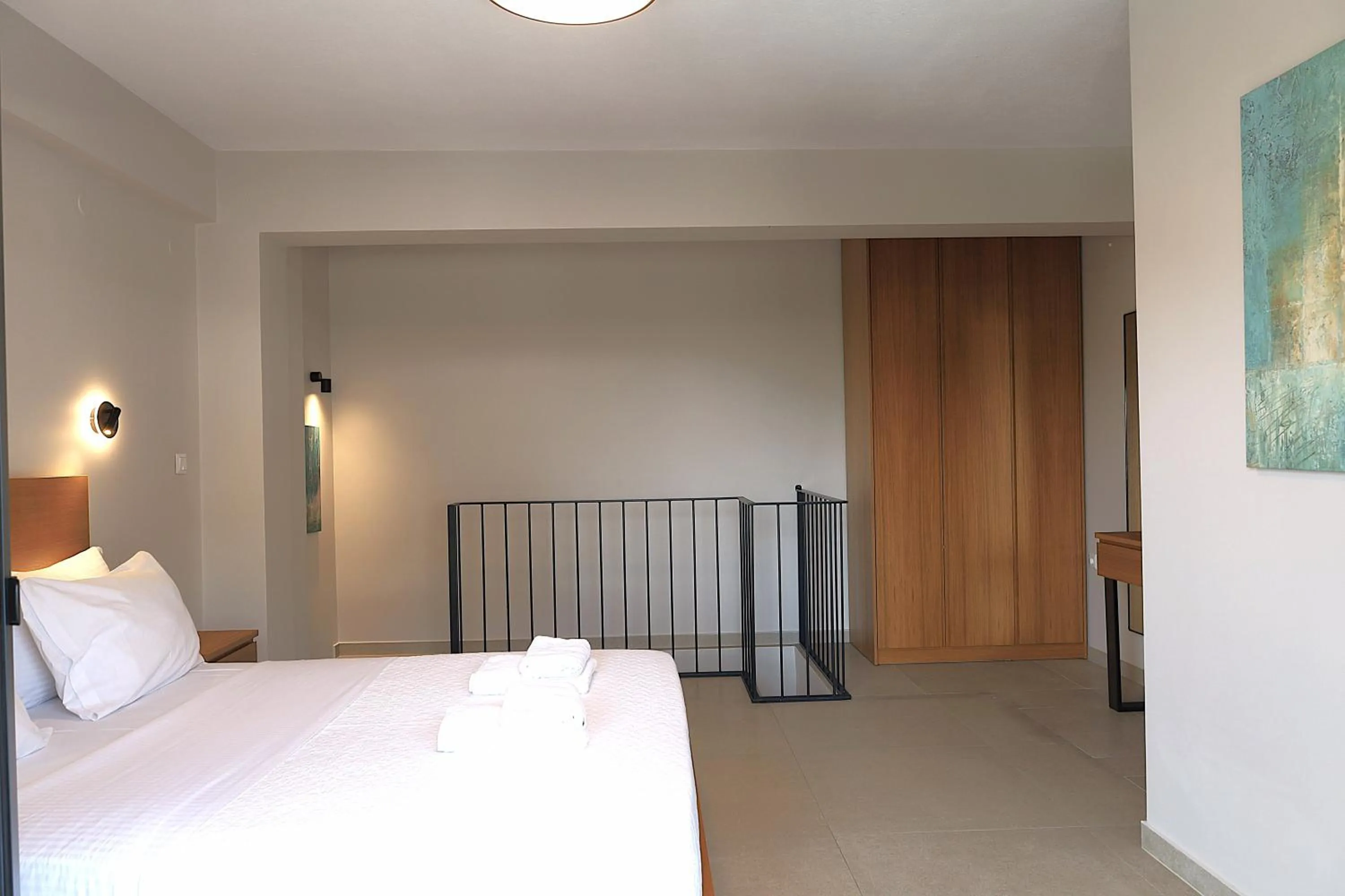 Bedroom, Bed in Toumba apartments