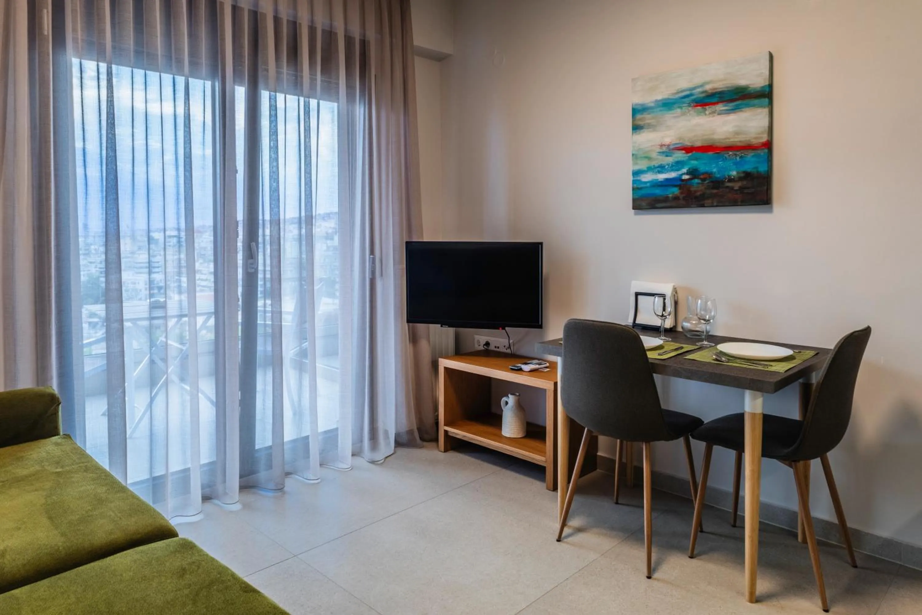 TV and multimedia in Toumba apartments