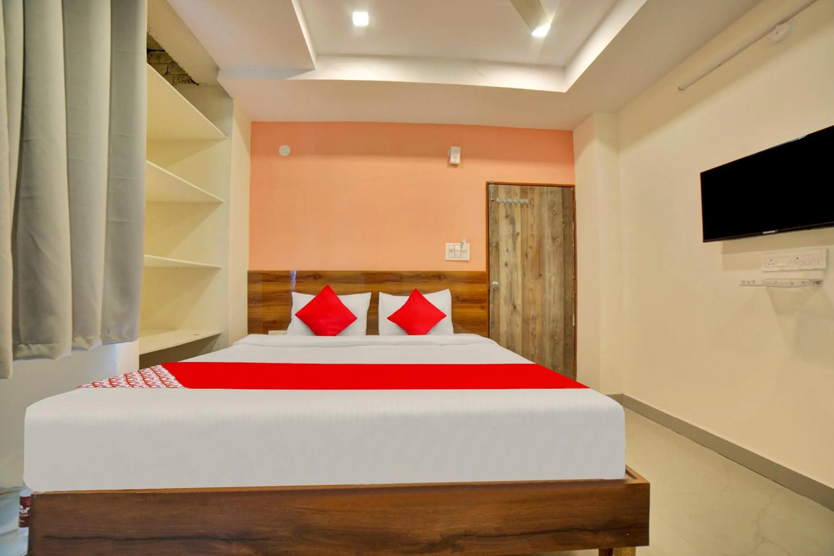 Bedroom, Bed in Hotel O Ragas