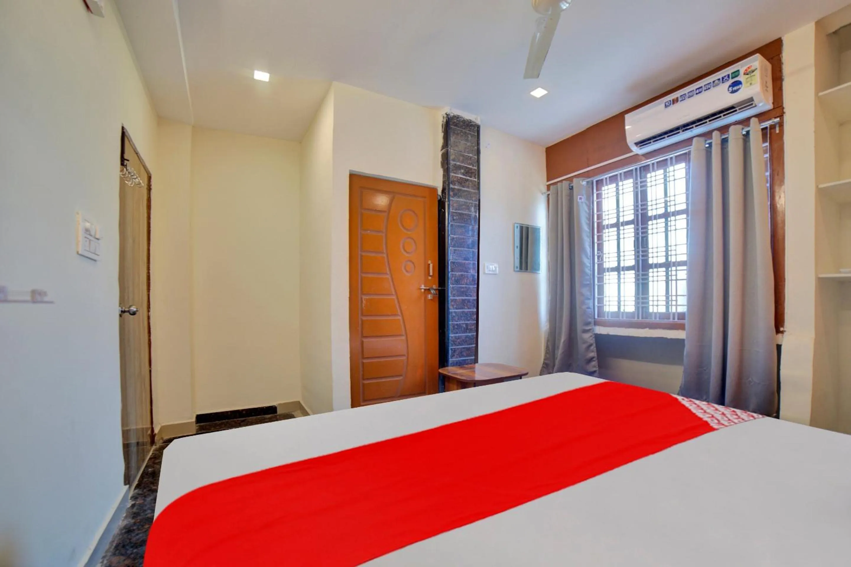 Bedroom, Bed in Hotel O Ragas