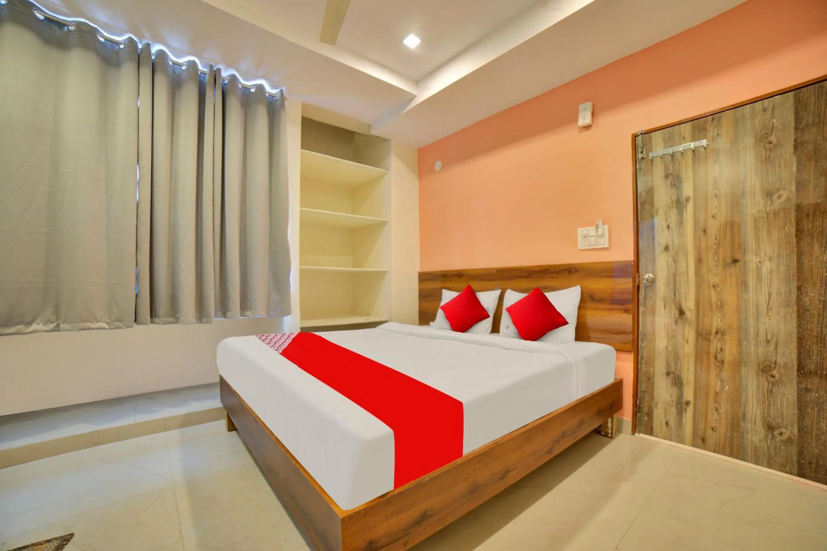 Bedroom, Bed in Hotel O Ragas