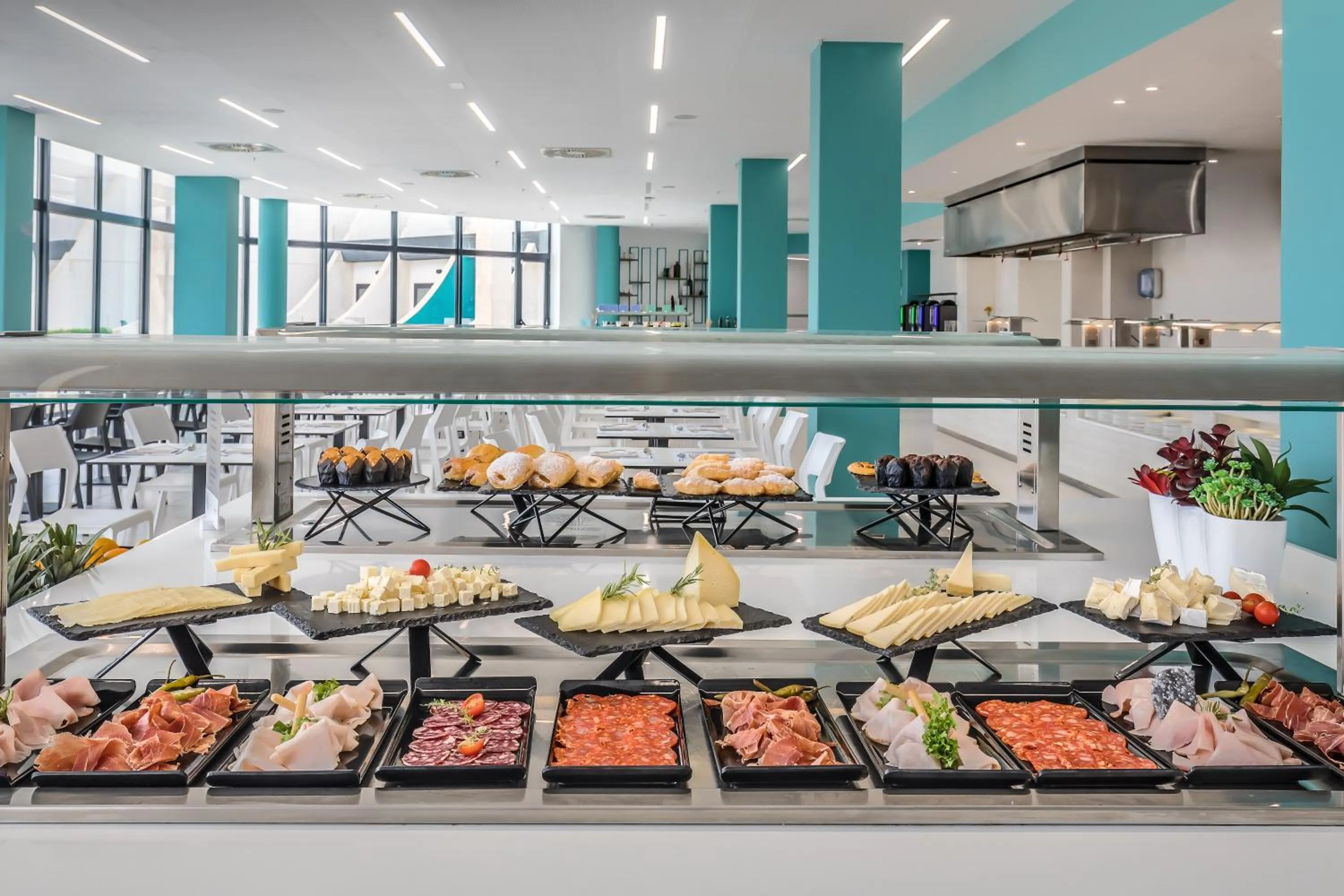 Restaurant/places to eat in Occidental Mar Menor