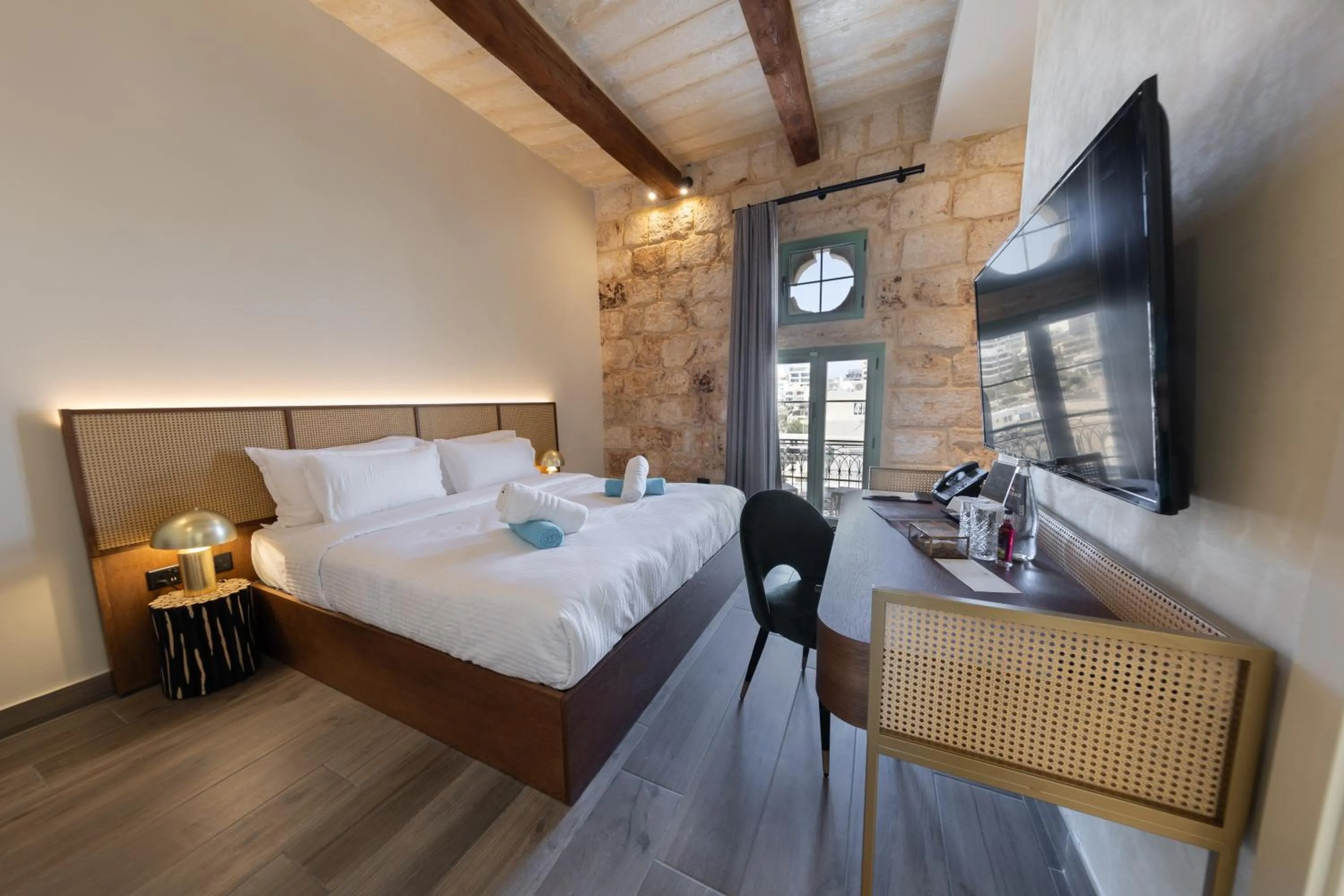 Photo of the whole room, Bed in DOMS Boutique Living