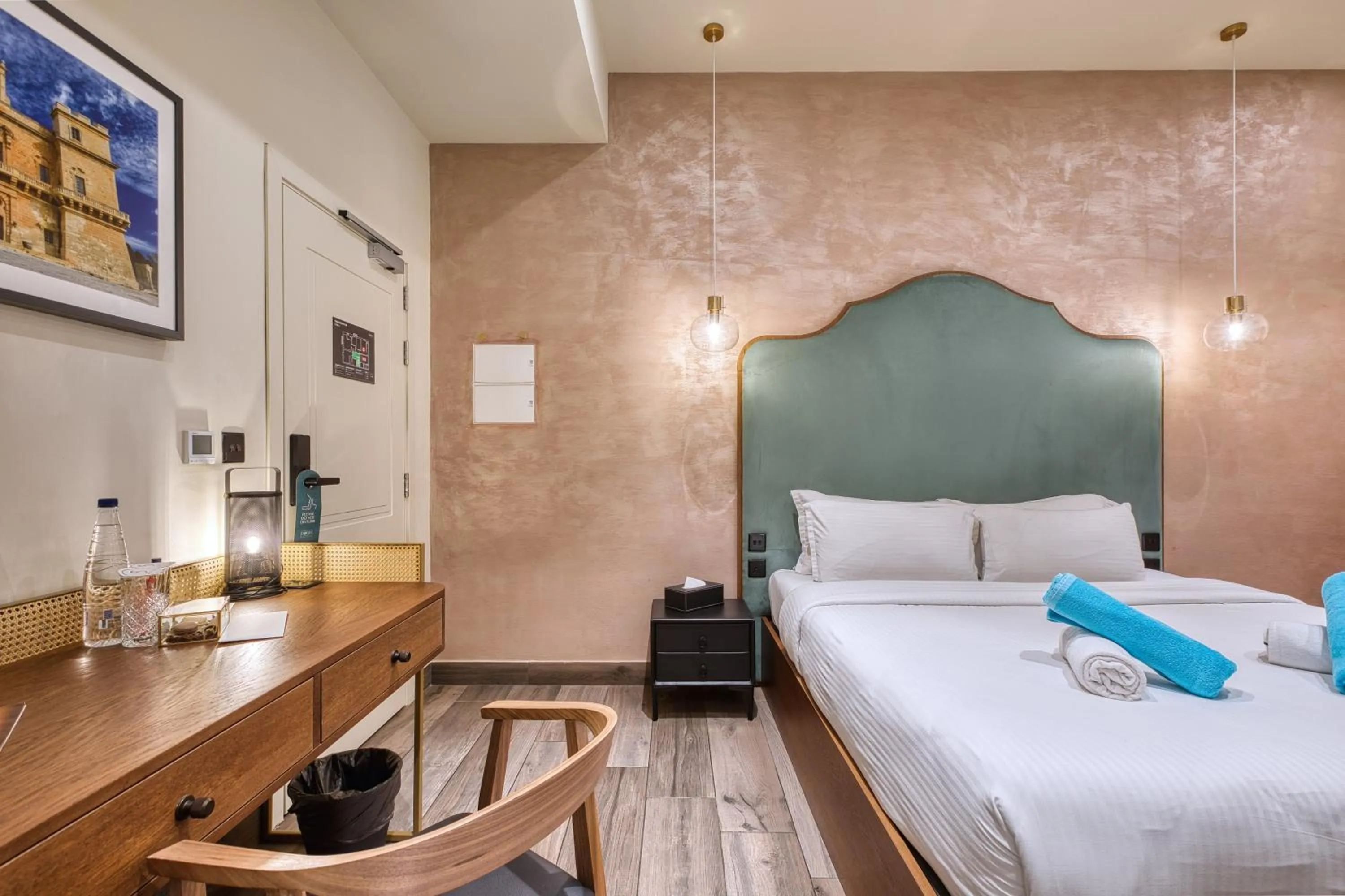 Photo of the whole room, Bed in DOMS Boutique Living