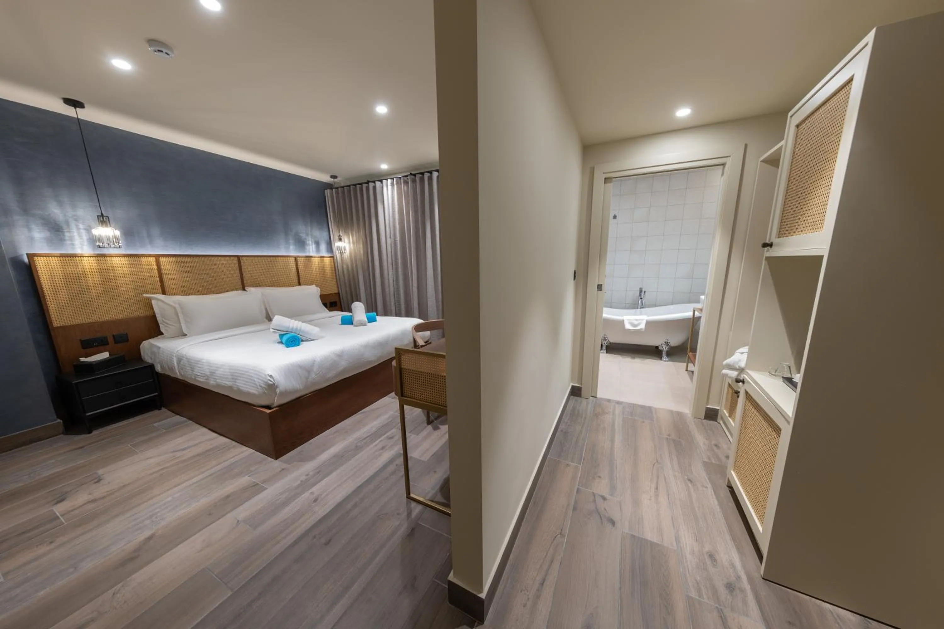 Photo of the whole room, Bed in DOMS Boutique Living