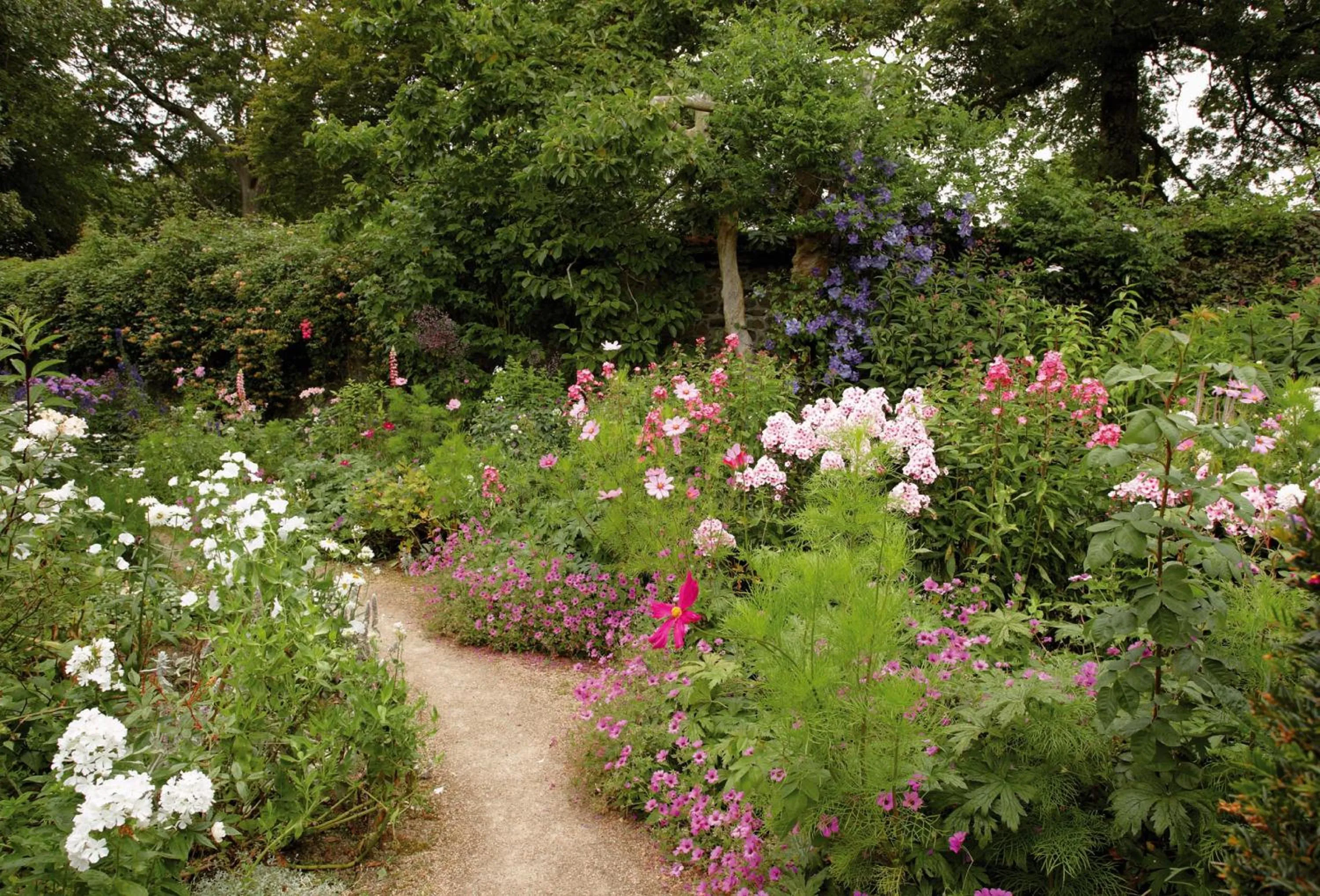 Property building in Spring Water Barn