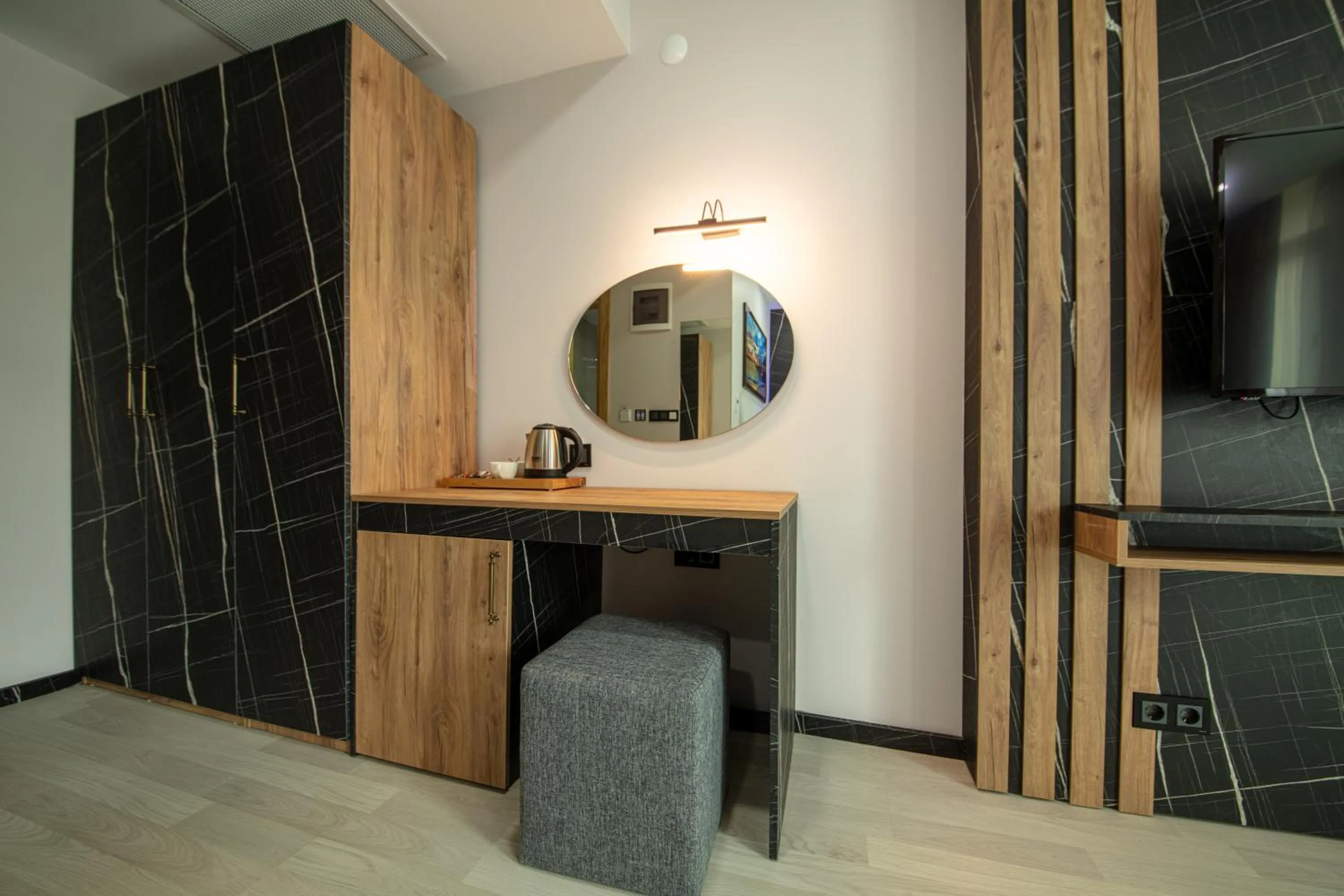 TV and multimedia in Air Barbaros Hotel Trabzon