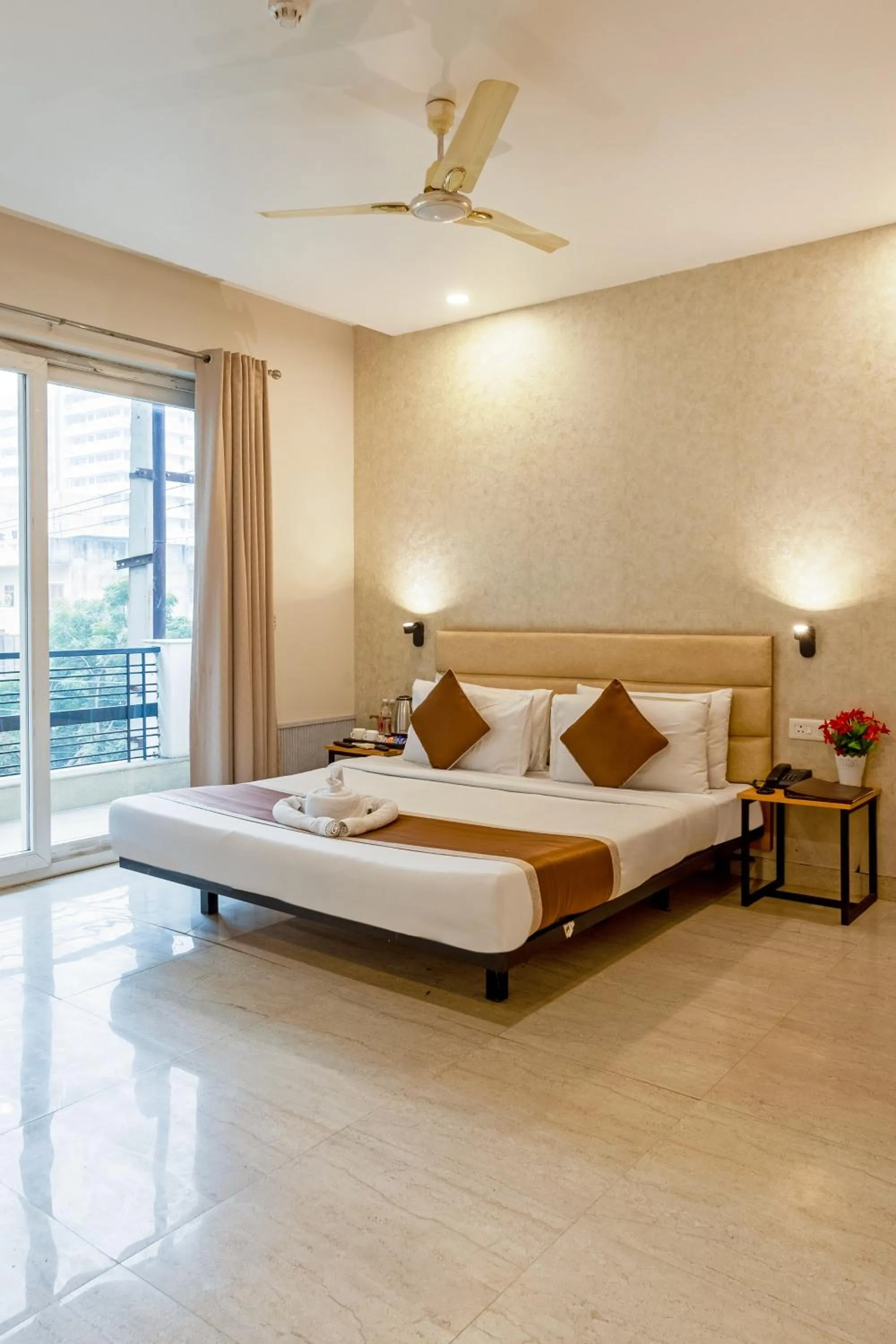 Balcony/Terrace, Bed in Aadat Hotel Subhash Chowk Gurgaon