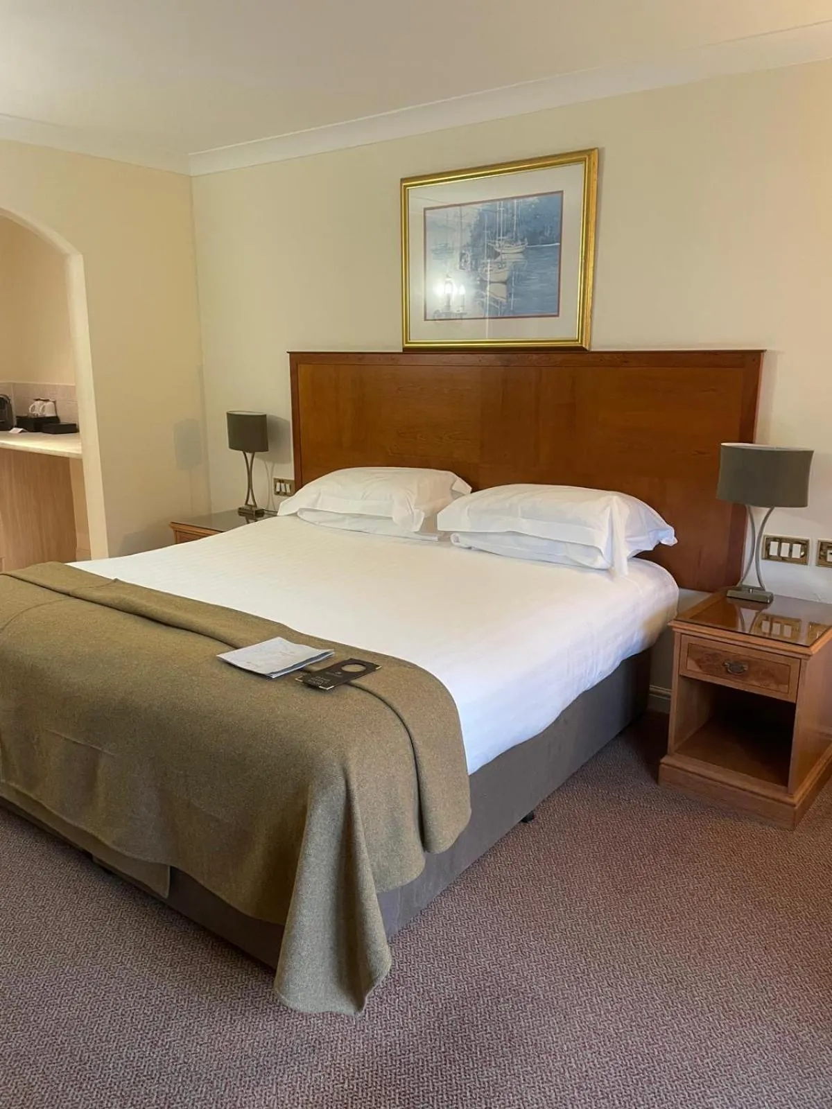 Bedroom in Elmers Court Hotel