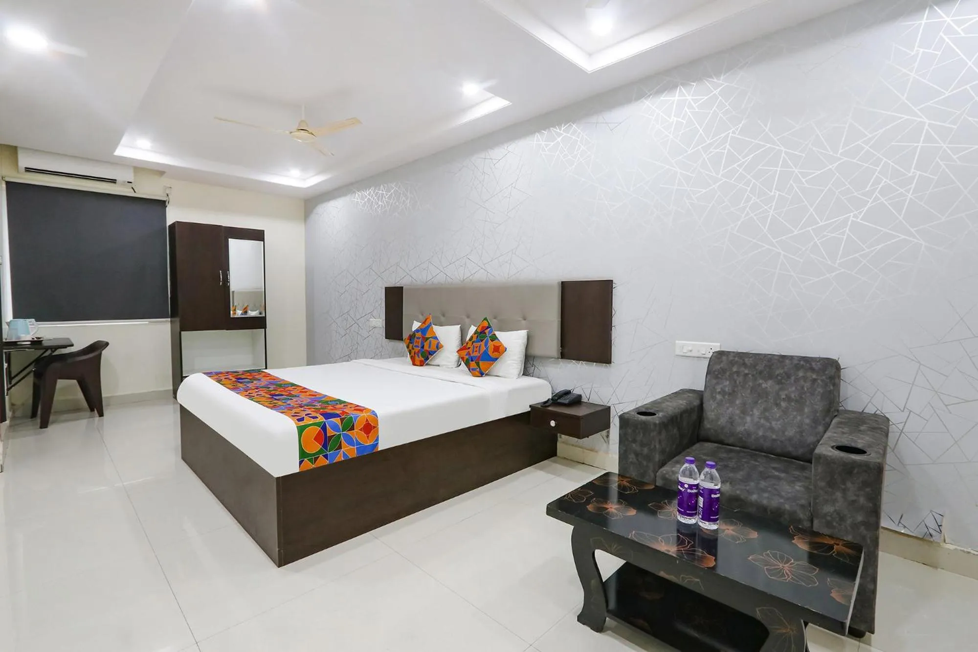 Bed in FabHotel Royal Signature - HITECH CITY