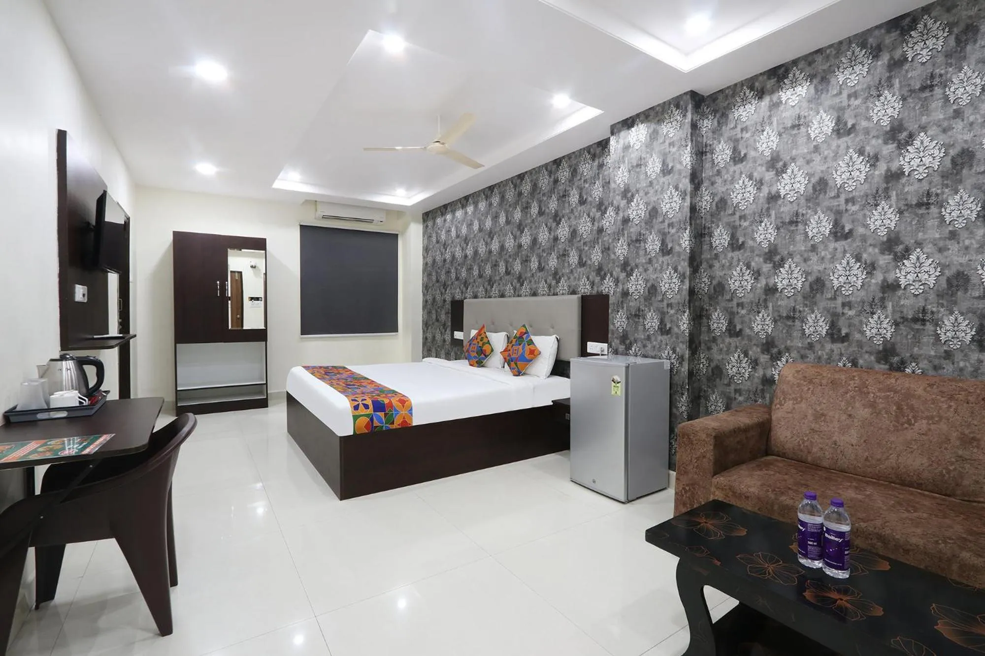 Bed in FabHotel Royal Signature - HITECH CITY