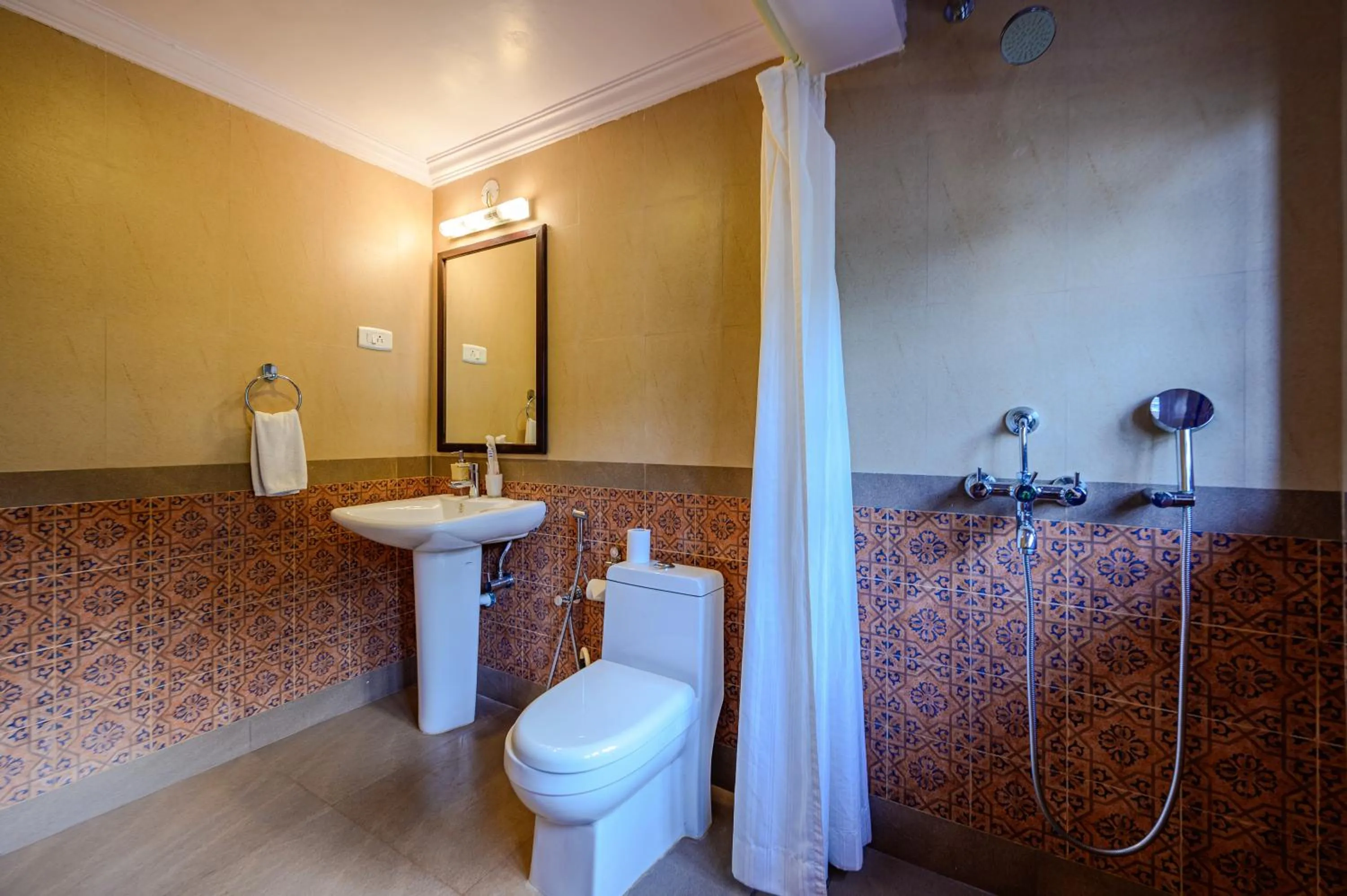 Shower in Neemrana's Three Waters