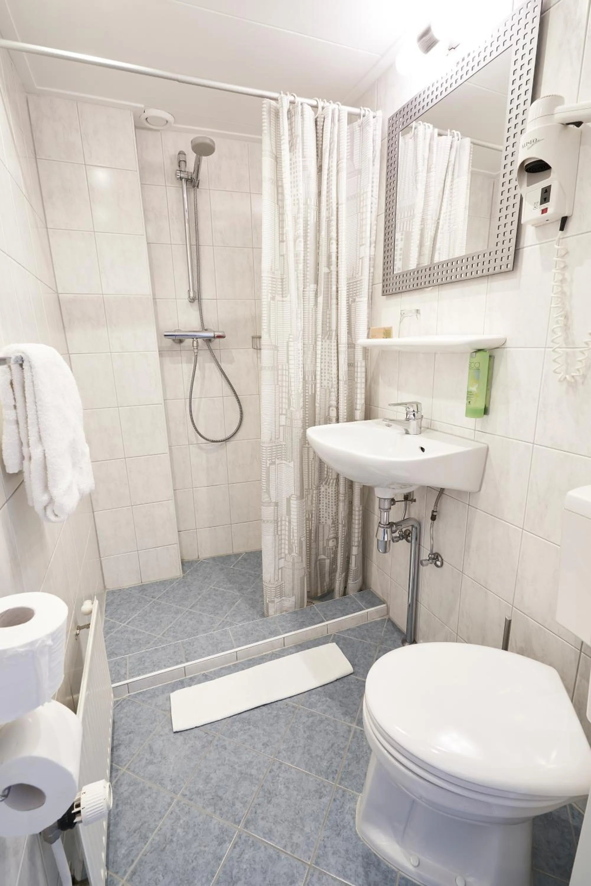 Bathroom in Hotel Van Walsum