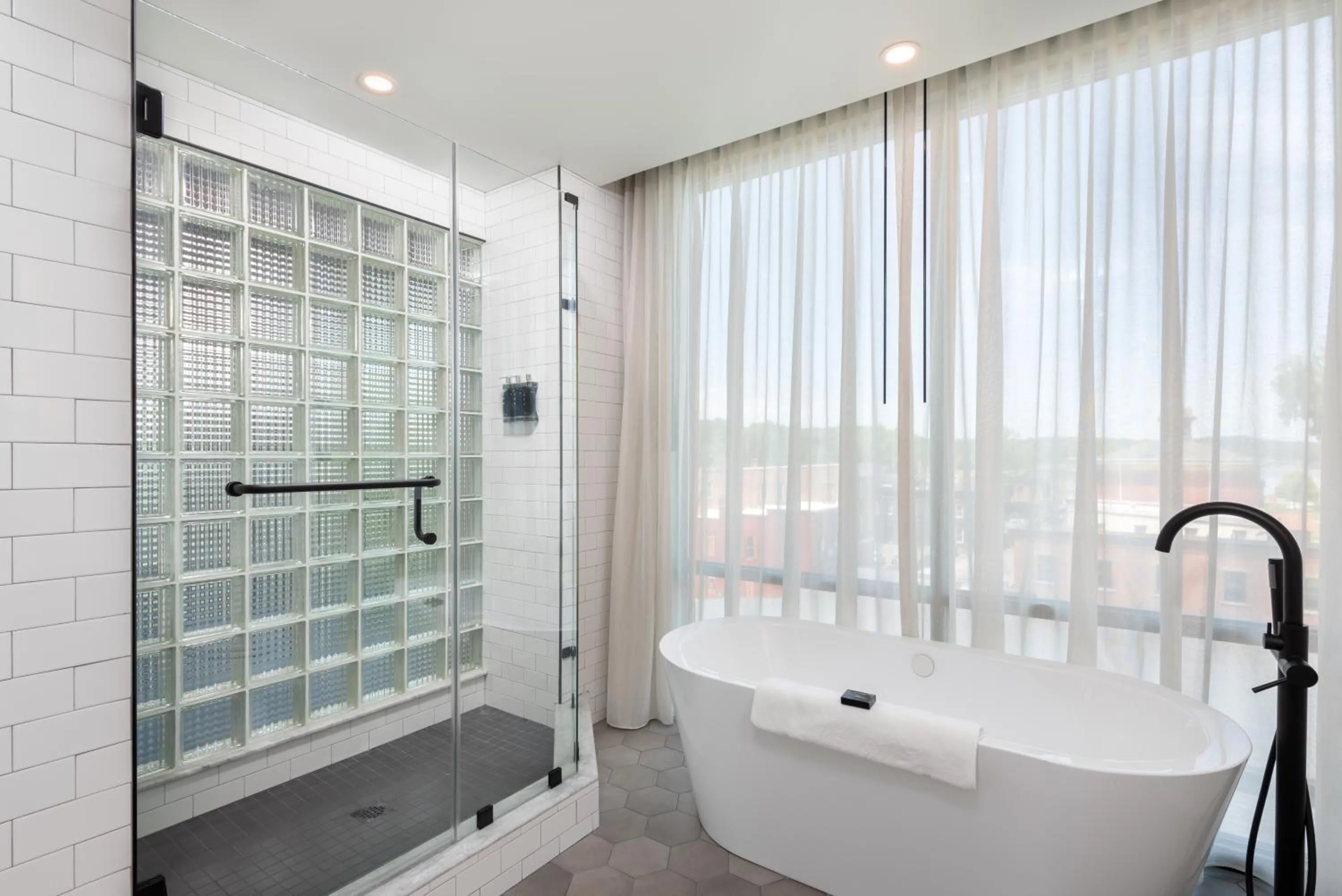 Bathroom in voco James Newbury Hudson Valley by IHG