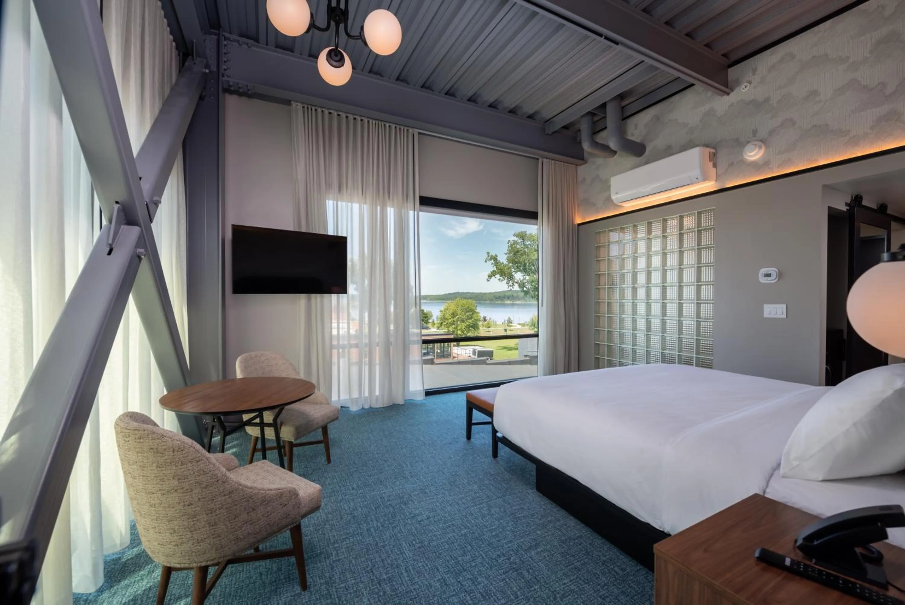 Bed in voco James Newbury Hudson Valley by IHG