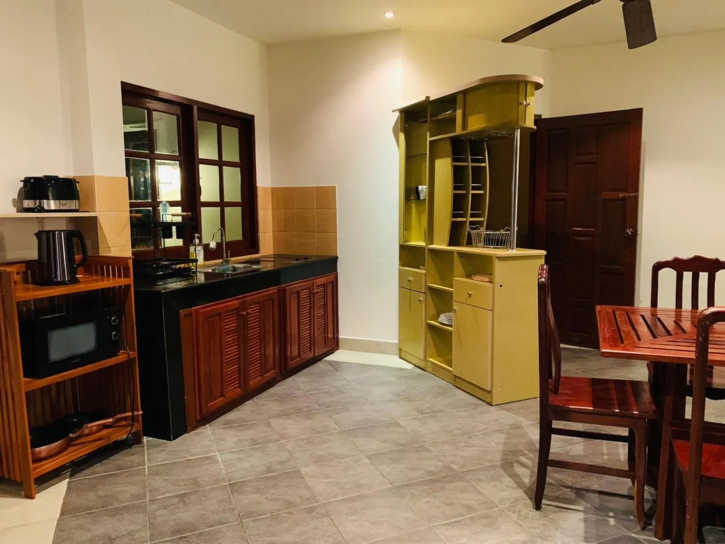 Kitchen or kitchenette in Scan House Apartment